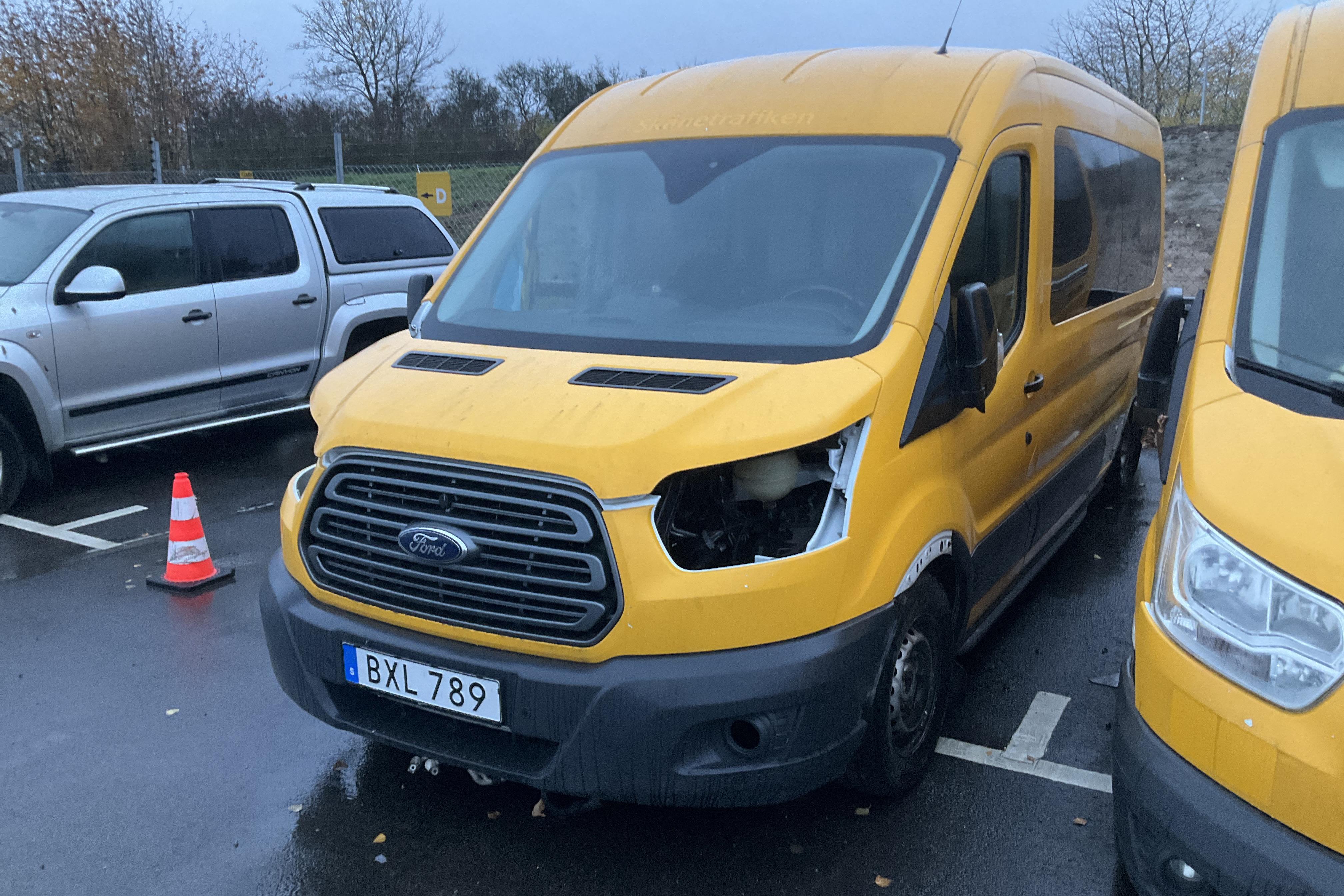 Ford Transit 310 2.0 TDCi 2WD Skåp (130hk) - 300 000 km - Manual - yellow - 2019