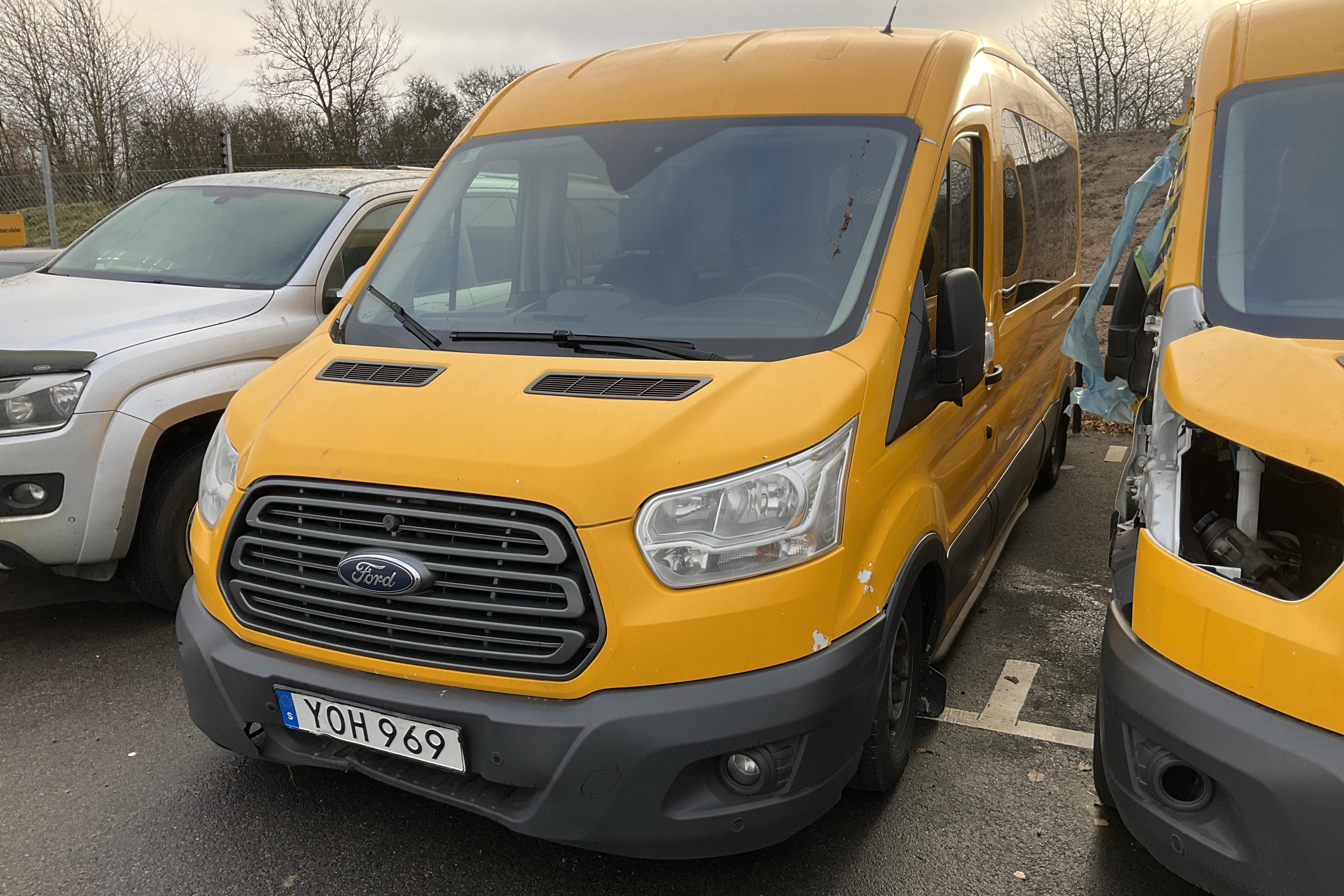 Ford Transit 350 Kombi 2.0 TDCi 2WD (130hk) - 55 413 mil - Manuell - gul - 2017