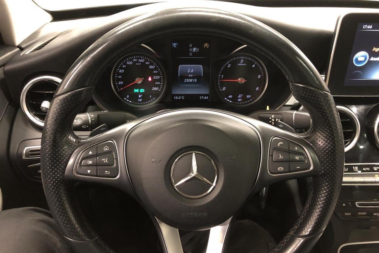 Mercedes C 220 BlueTEC W205 (170hk) - 230 810 km - Automatyczna - srebro - 2014