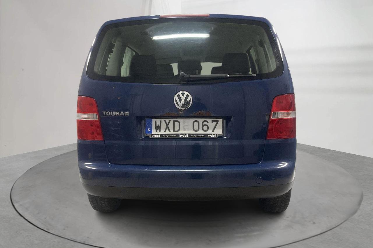 VW Touran 1.6 (102hk) - 17 376 mil - Manuell - Dark Blue - 2006