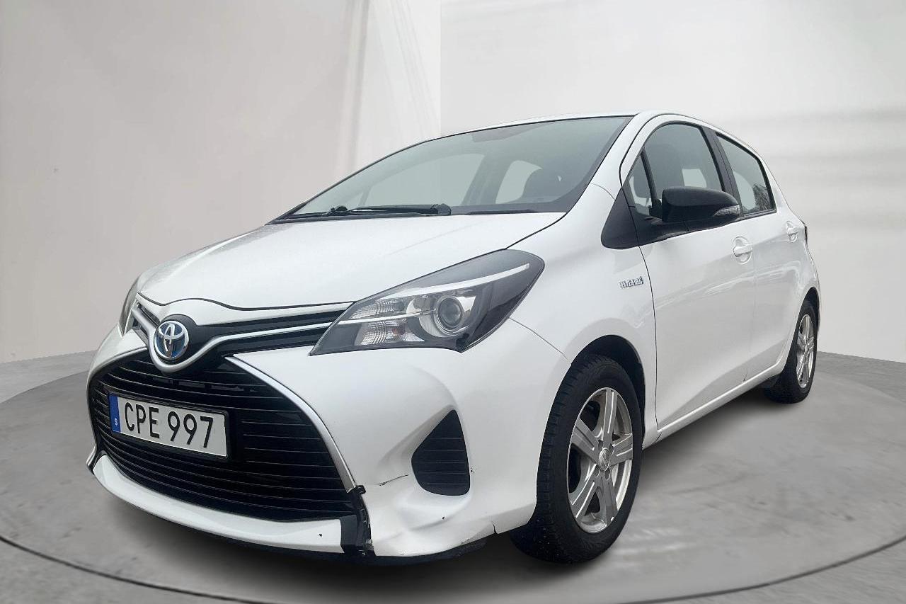 Toyota Yaris 1.5 HSD 5dr (75hk) - 12 423 mil - Automat - vit - 2016