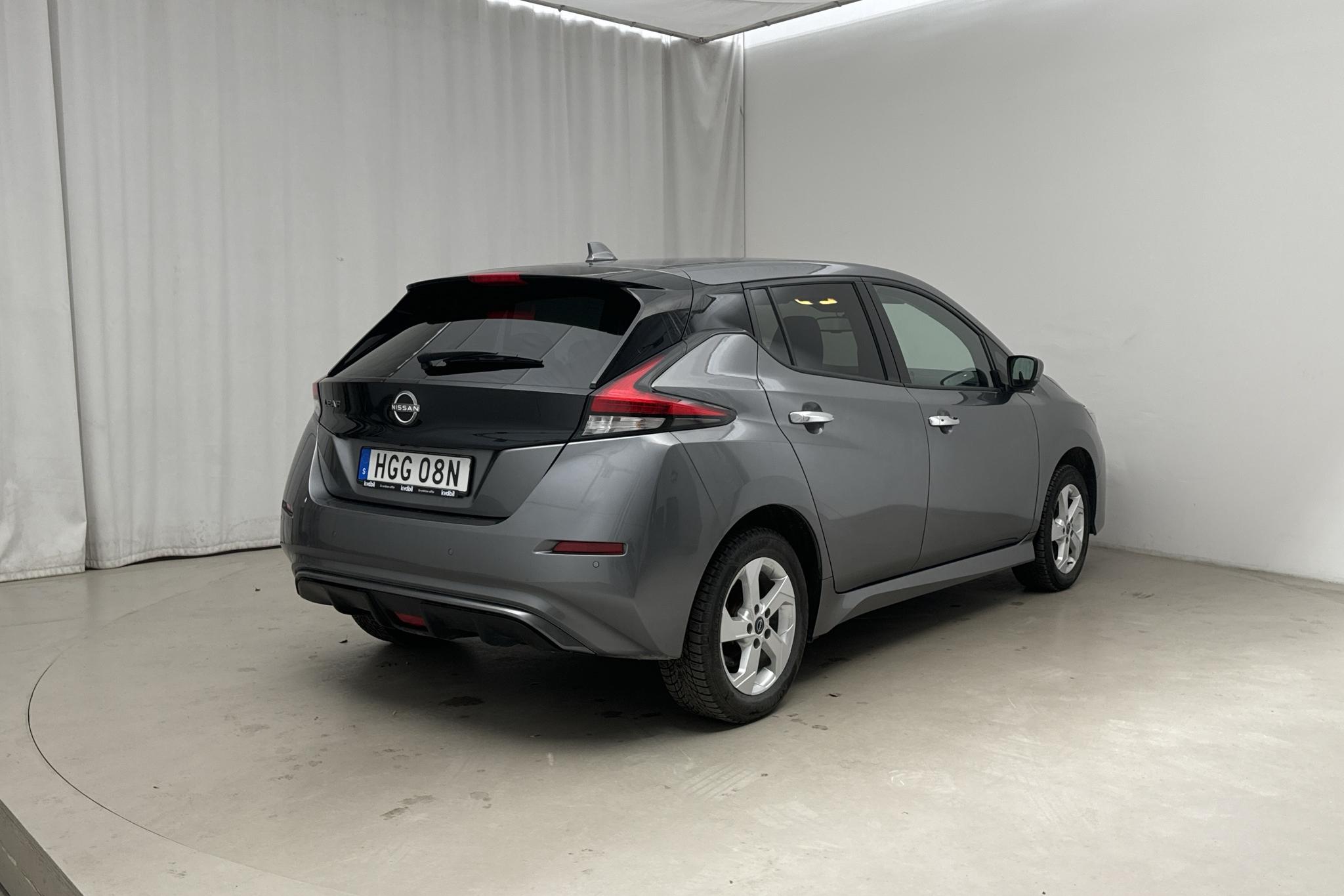 Nissan LEAF 5dr 59 kWh (214hk) - 38 520 km - Automatyczna - szary - 2022