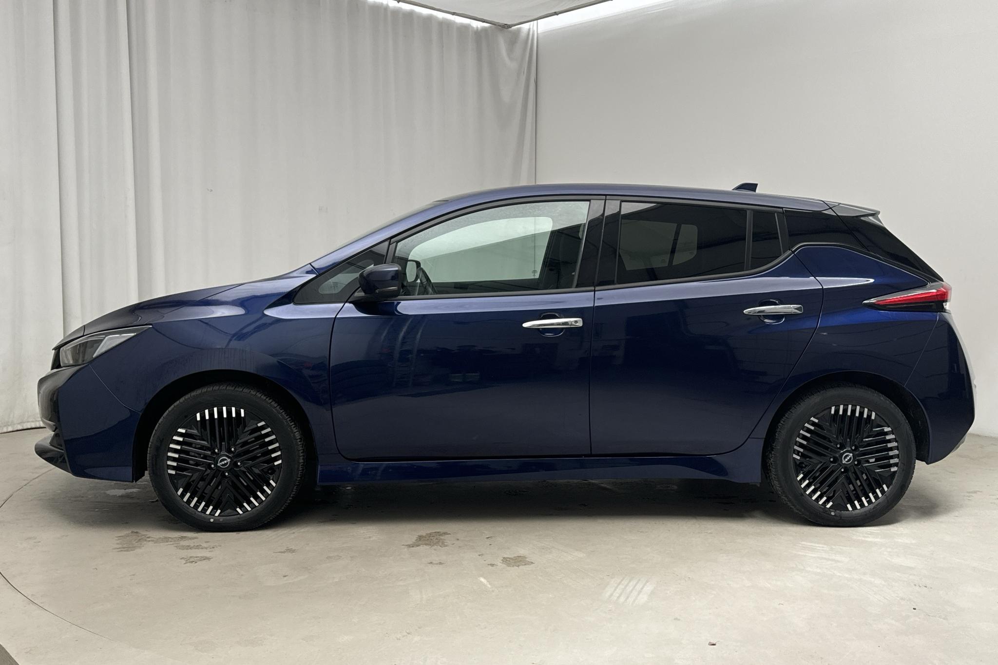 Nissan LEAF 5dr 59 kWh (214hk) - 16 120 km - Automaatne - Dark Blue - 2022