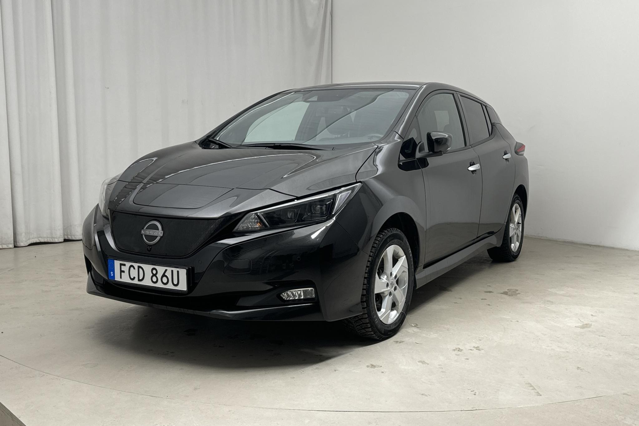 Nissan LEAF 5dr 59 kWh (214hk) - 40 030 km - Automatic - black - 2022