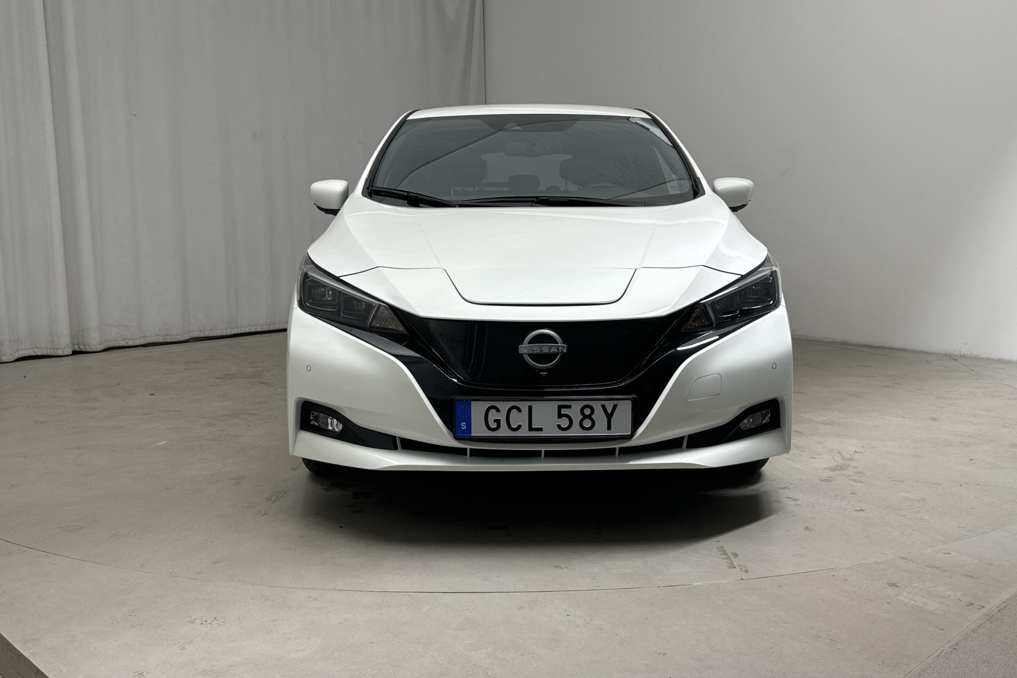 Nissan LEAF 5dr 39 kWh (150hk) - 22 030 km - Automaattinen - valkoinen - 2022