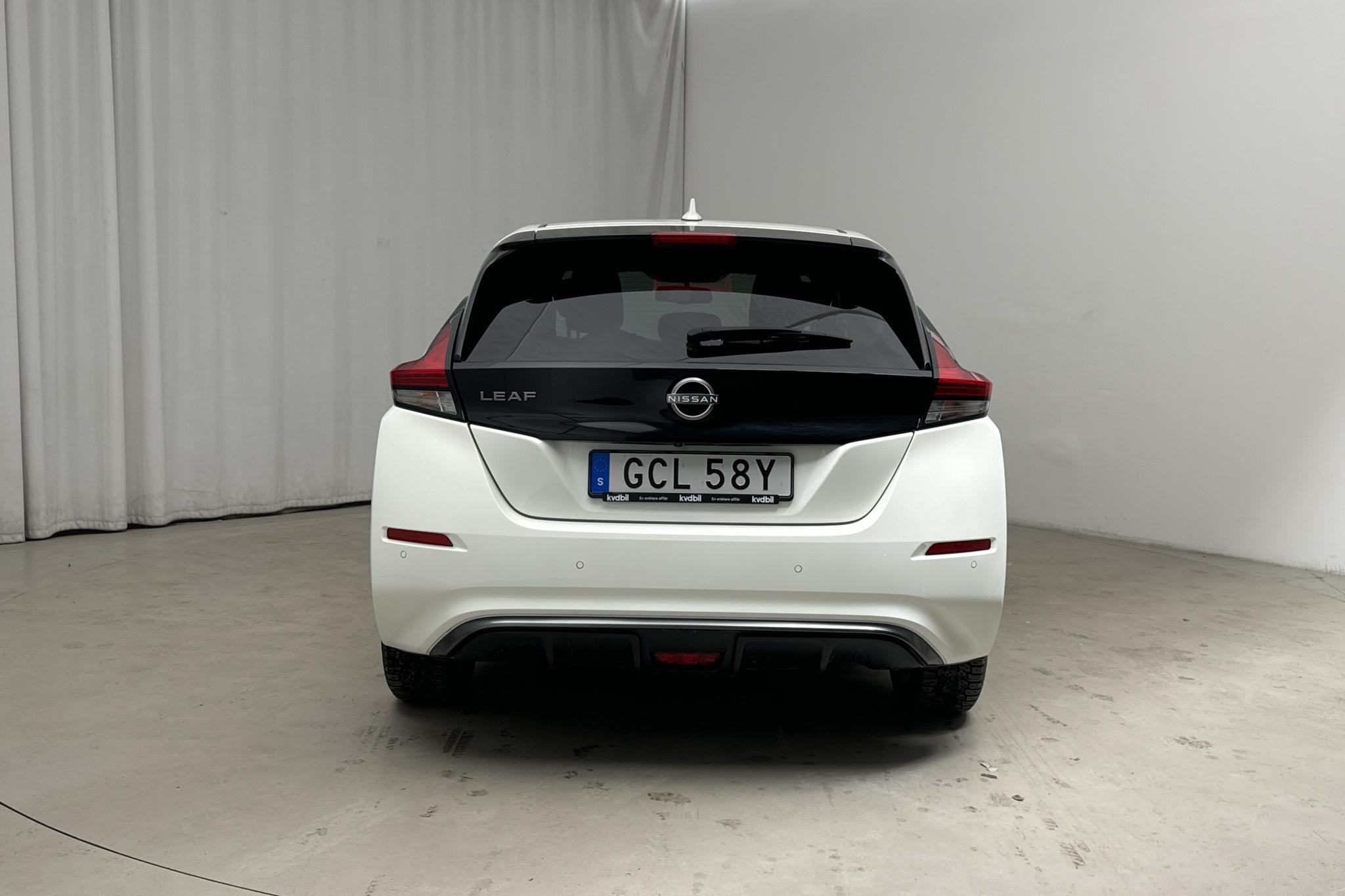 Nissan LEAF 5dr 39 kWh (150hk) - 22 030 km - Automaattinen - valkoinen - 2022