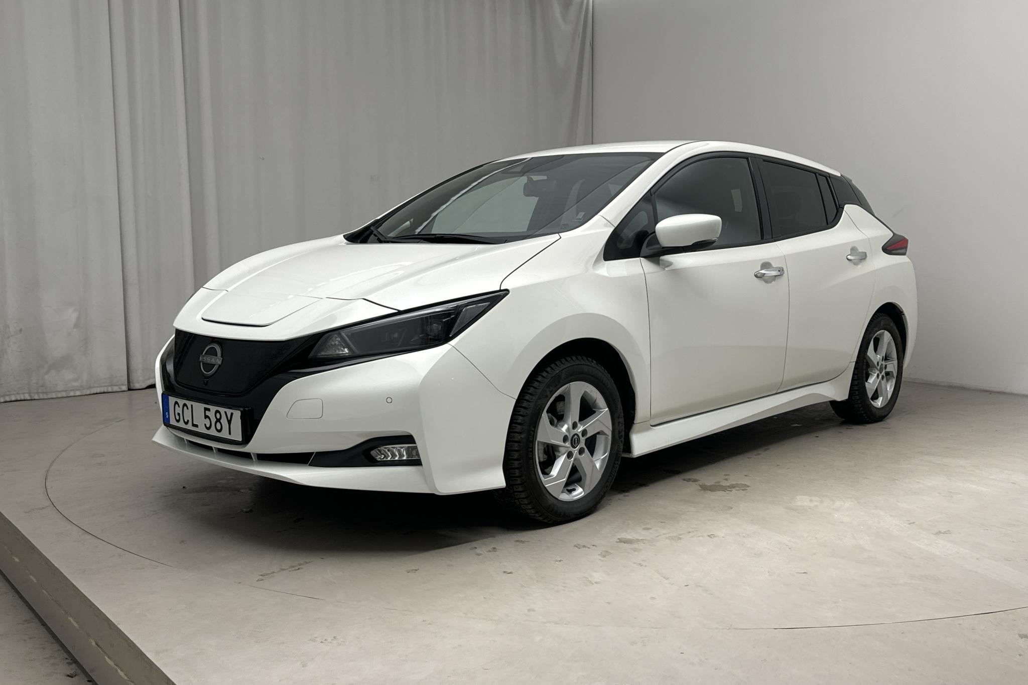 Nissan LEAF 5dr 39 kWh (150hk) - 22 030 km - Automaattinen - valkoinen - 2022