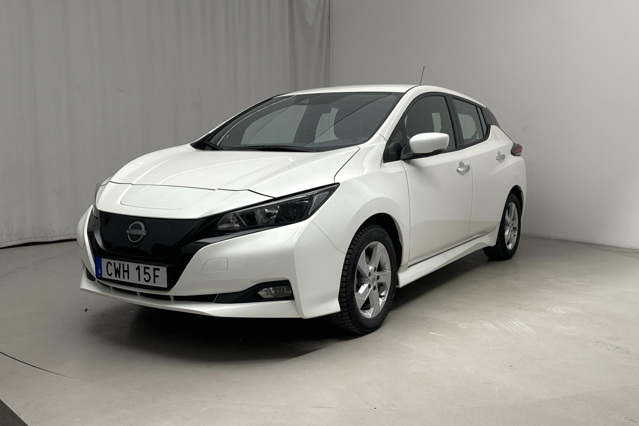 Nissan LEAF 5dr 39 kWh (150hk) - 21 290 km - Automaatne - valge - 2022