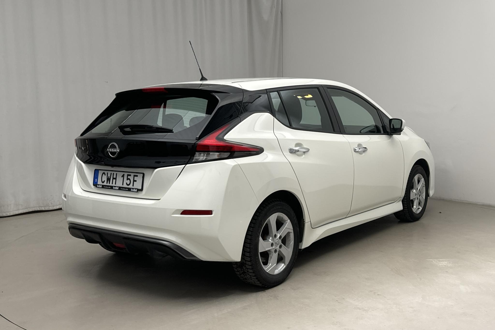 Nissan LEAF 5dr 39 kWh (150hk) - 21 290 km - Automaatne - valge - 2022