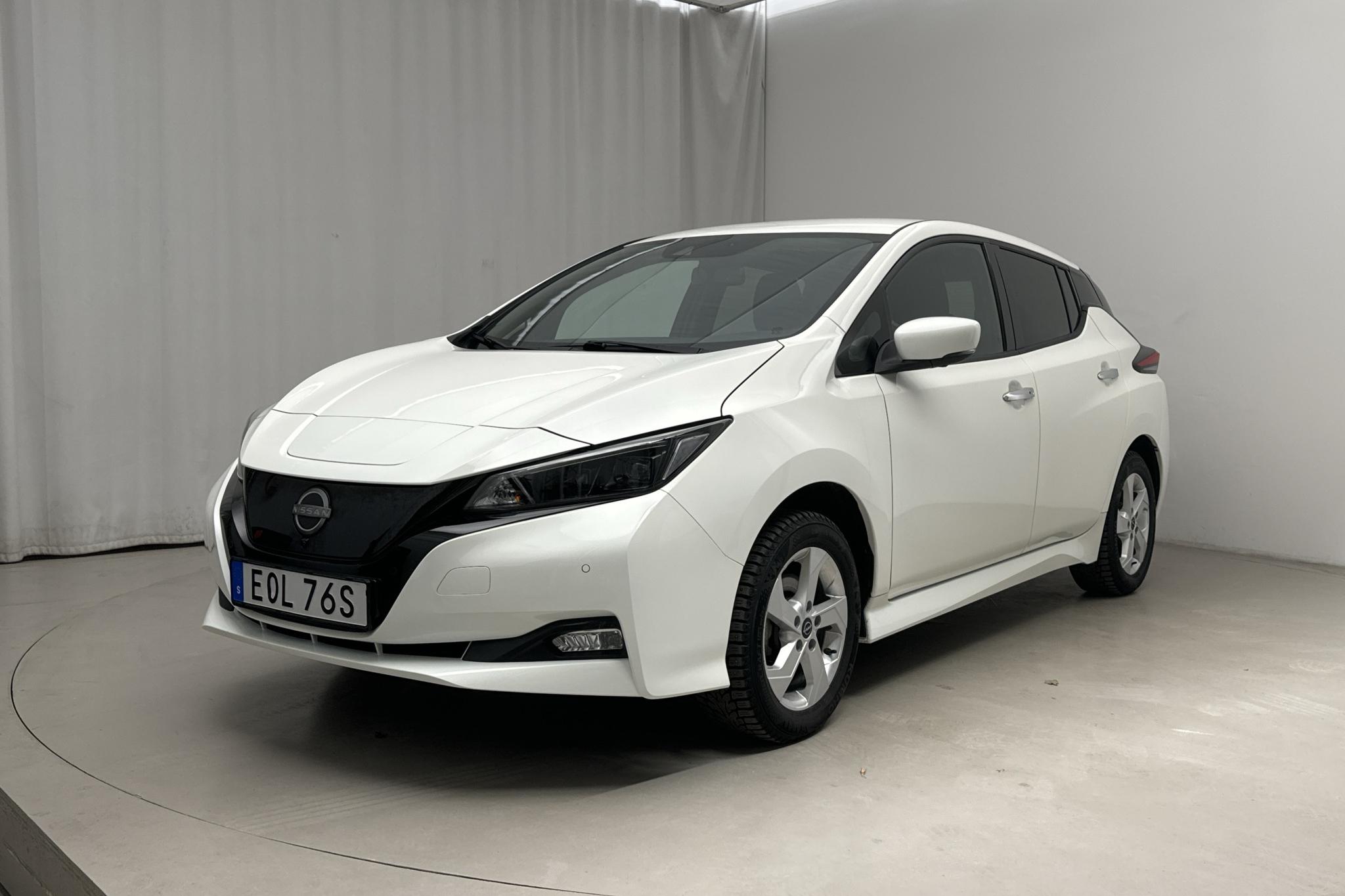 Nissan LEAF 5dr 59 kWh (214hk) - 27 630 km - Automaatne - valge - 2022