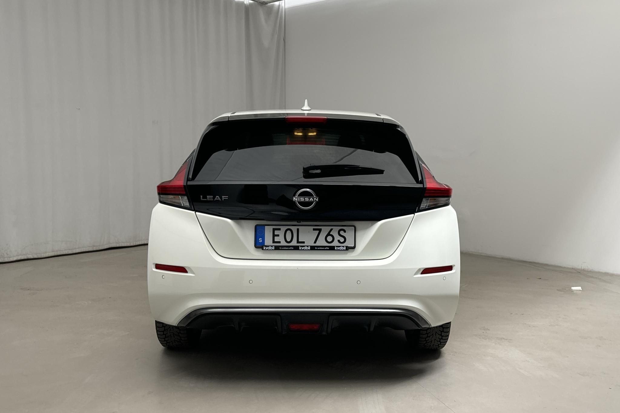 Nissan LEAF 5dr 59 kWh (214hk) - 27 630 km - Automaatne - valge - 2022