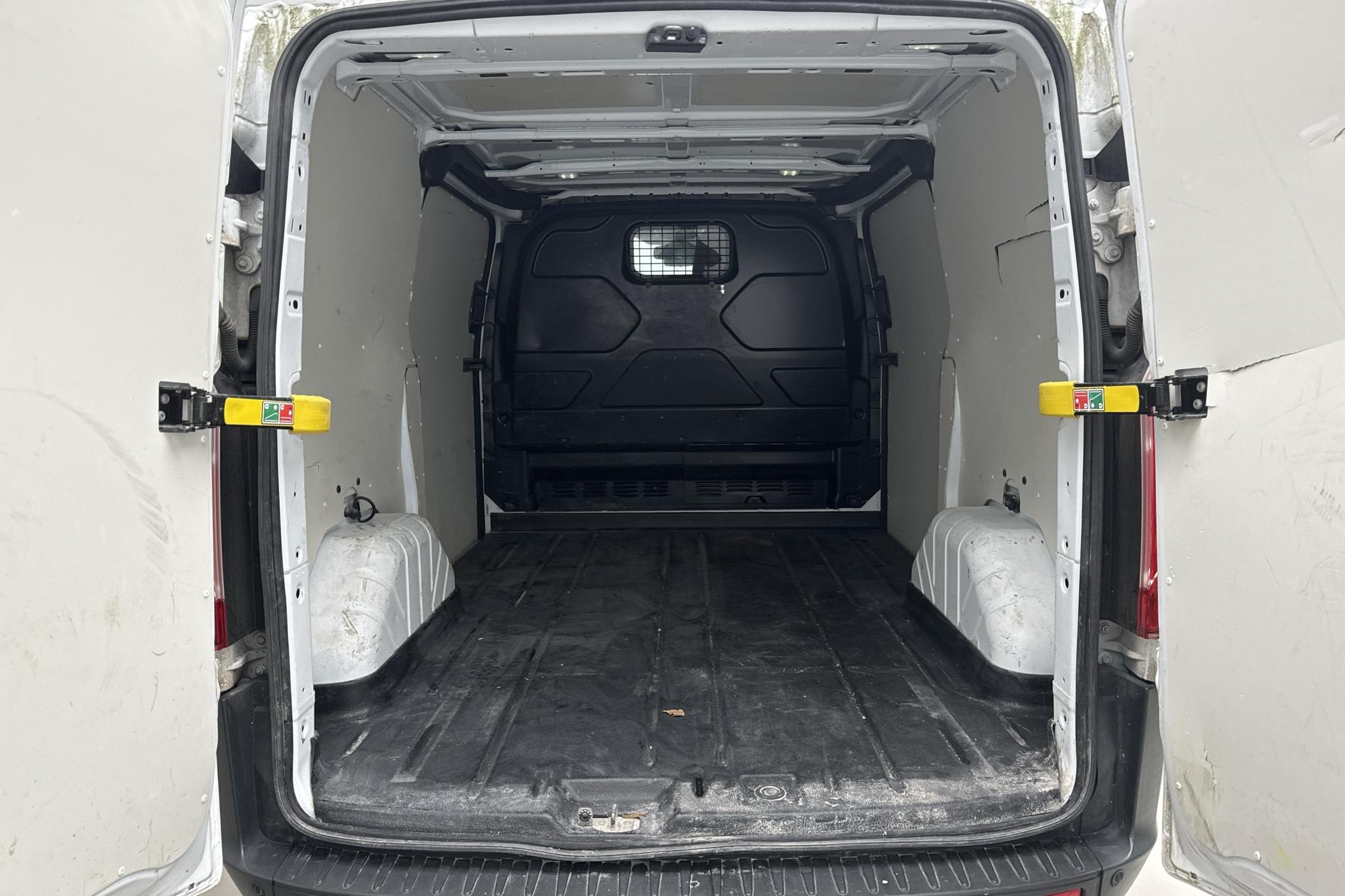 Ford Transit Custom 270 (125hk) - 78 640 km - Manualna - biały - 2015