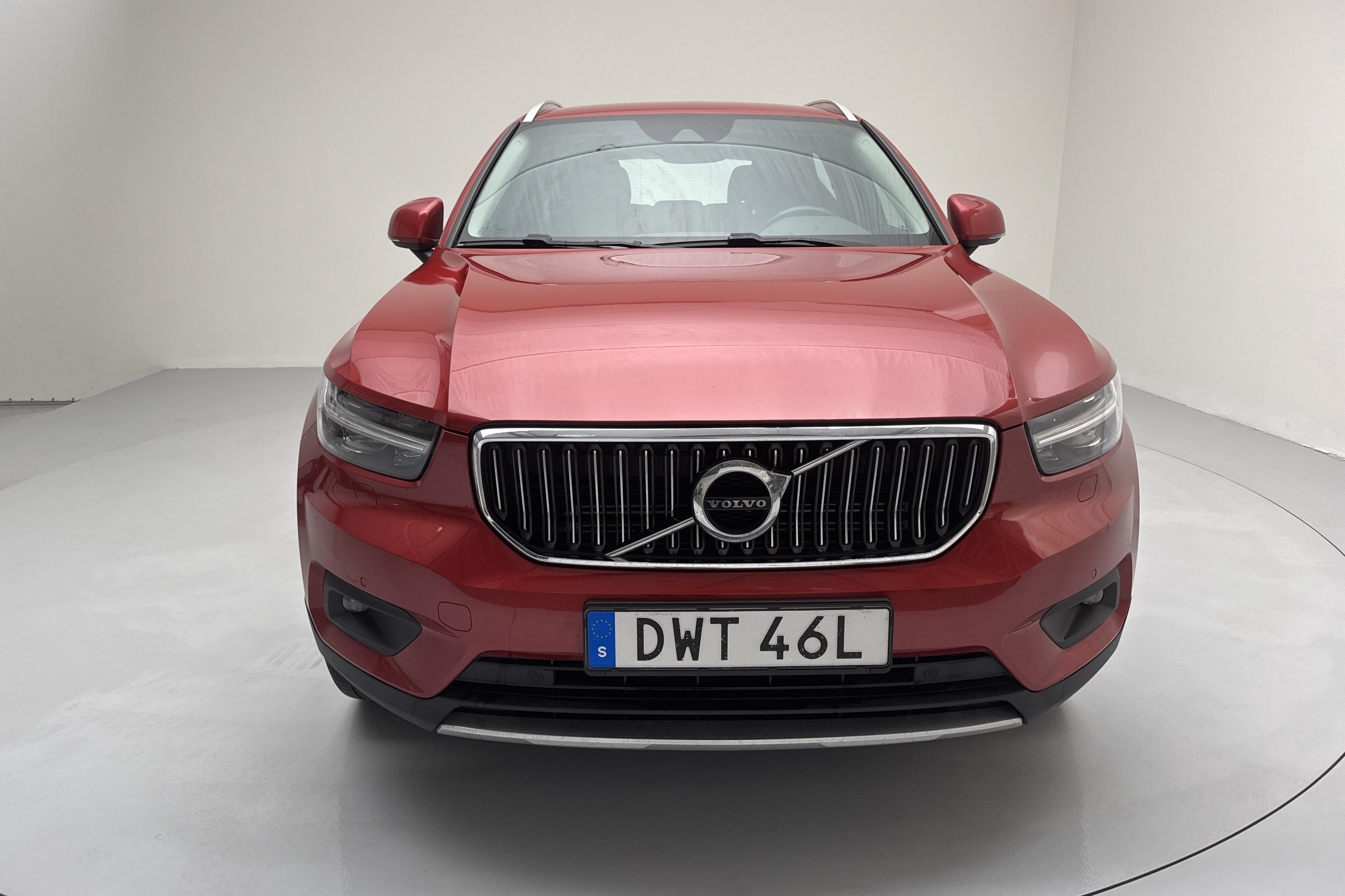 Volvo XC40 T4 FWD Recharge (211hk) - 118 370 km - Automatyczna - czerwony - 2021