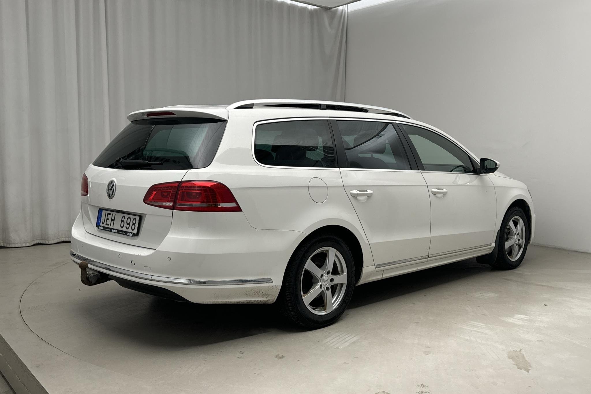 VW Passat 1.4 TSI EcoFuel Variant (150hk) - 192 030 km - Automaattinen - valkoinen - 2013