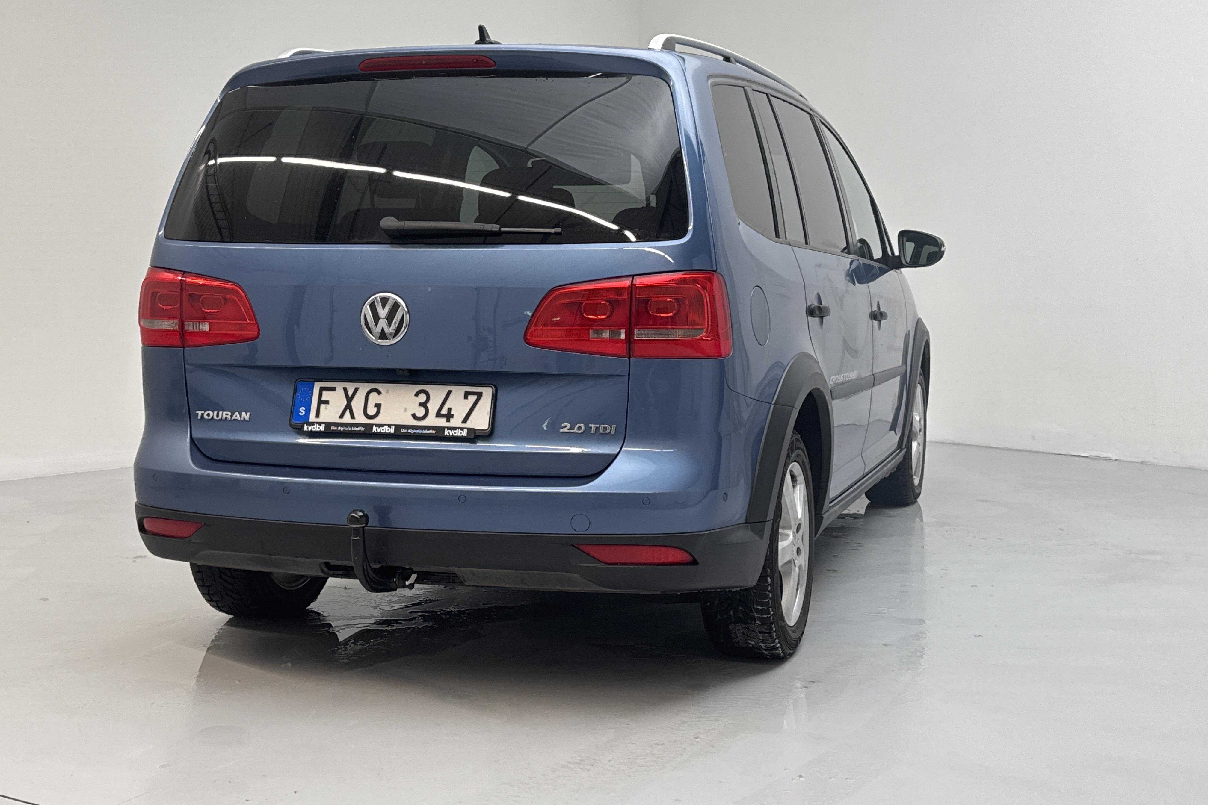 VW CrossTouran 2.0 TDI (140hk) - 67 570 km - Automaattinen - sininen - 2013