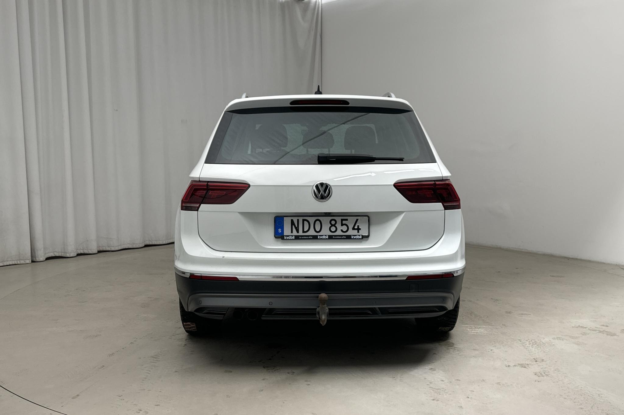 VW Tiguan 2.0 TDI 4MOTION (190hk) - 12 107 mil - Automat - vit - 2019