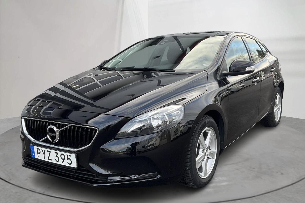 Volvo V40 T2 (122hk) - 70 810 km - Manualna - czarny - 2017