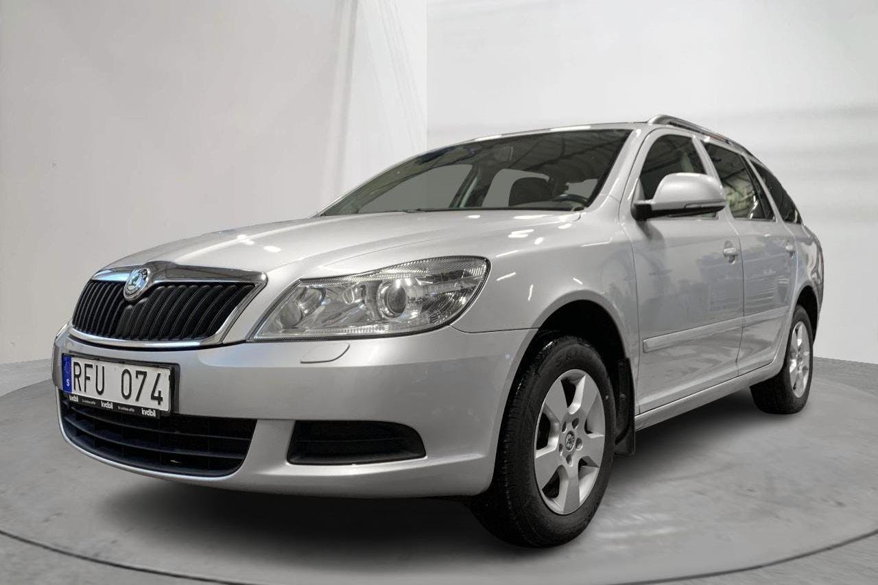 Skoda Octavia II 1.6 TDI Kombi 4X4 (105hk) - 143 380 km - Käsitsi - hõbe - 2012