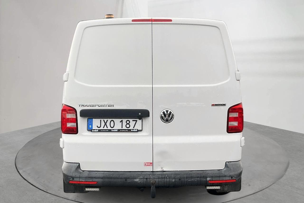 VW Transporter T6 2.0 TDI BMT Skåp 4MOTION (150hk) - 32 700 km - Automatyczna - biały - 2019