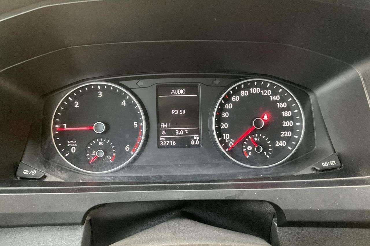 VW Transporter T6 2.0 TDI BMT Skåp 4MOTION (150hk) - 32 700 km - Automatyczna - biały - 2019