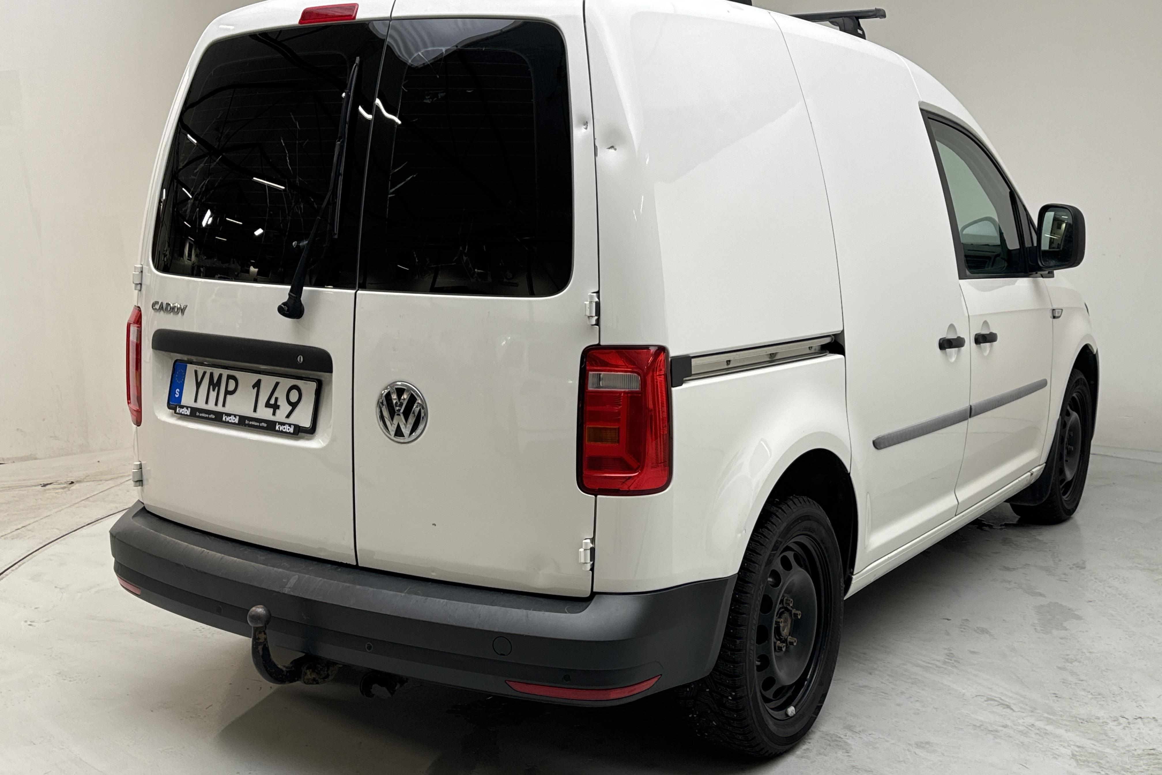 VW Caddy 2.0 TDI (102hk) - 13 940 mil - Manuell - vit - 2018