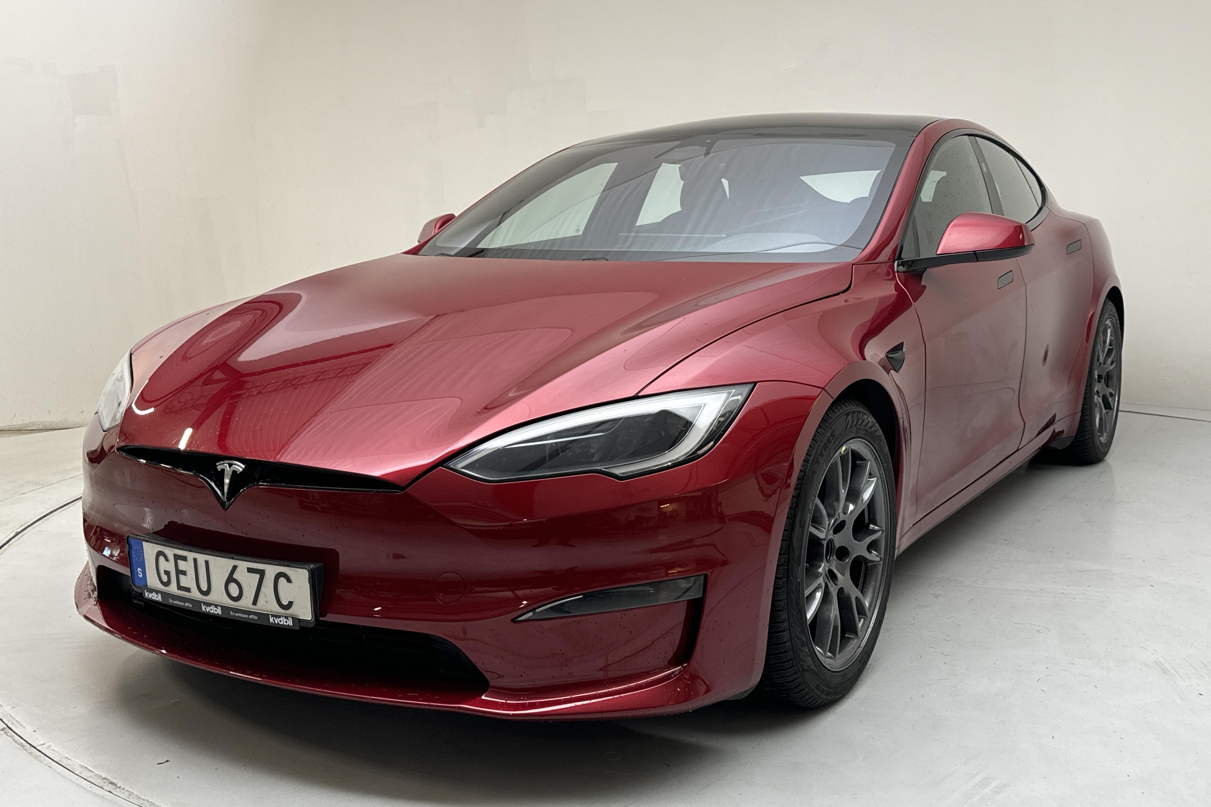 Tesla Model S Plaid AWD - 2 526 mil - Automat - röd - 2023