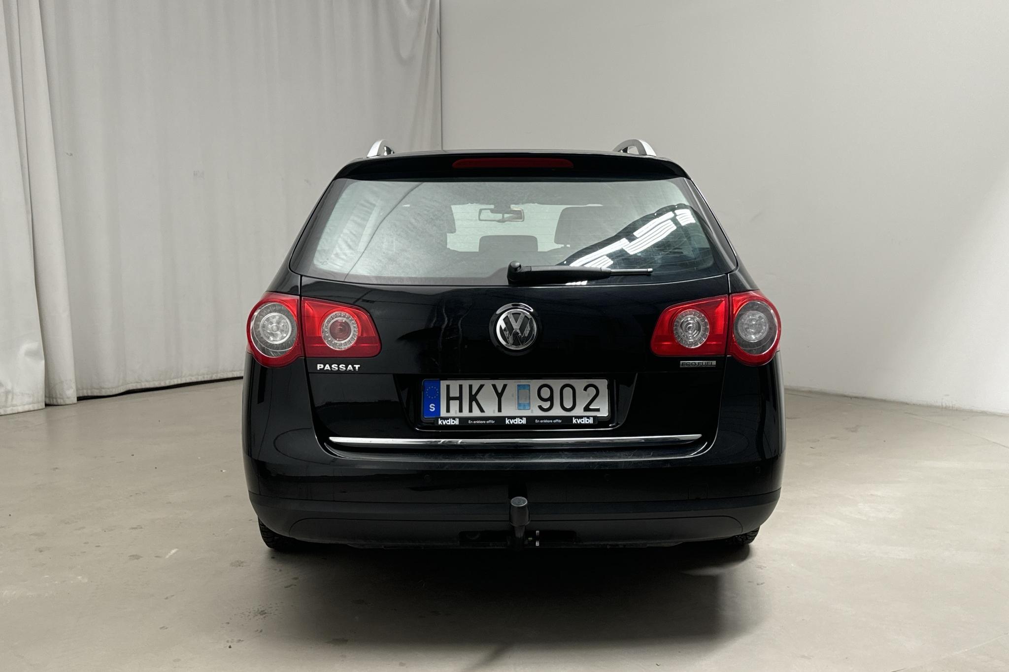 VW Passat 1.4 TSI EcoFuel Variant (150hk) - 153 900 km - Manual - black - 2009