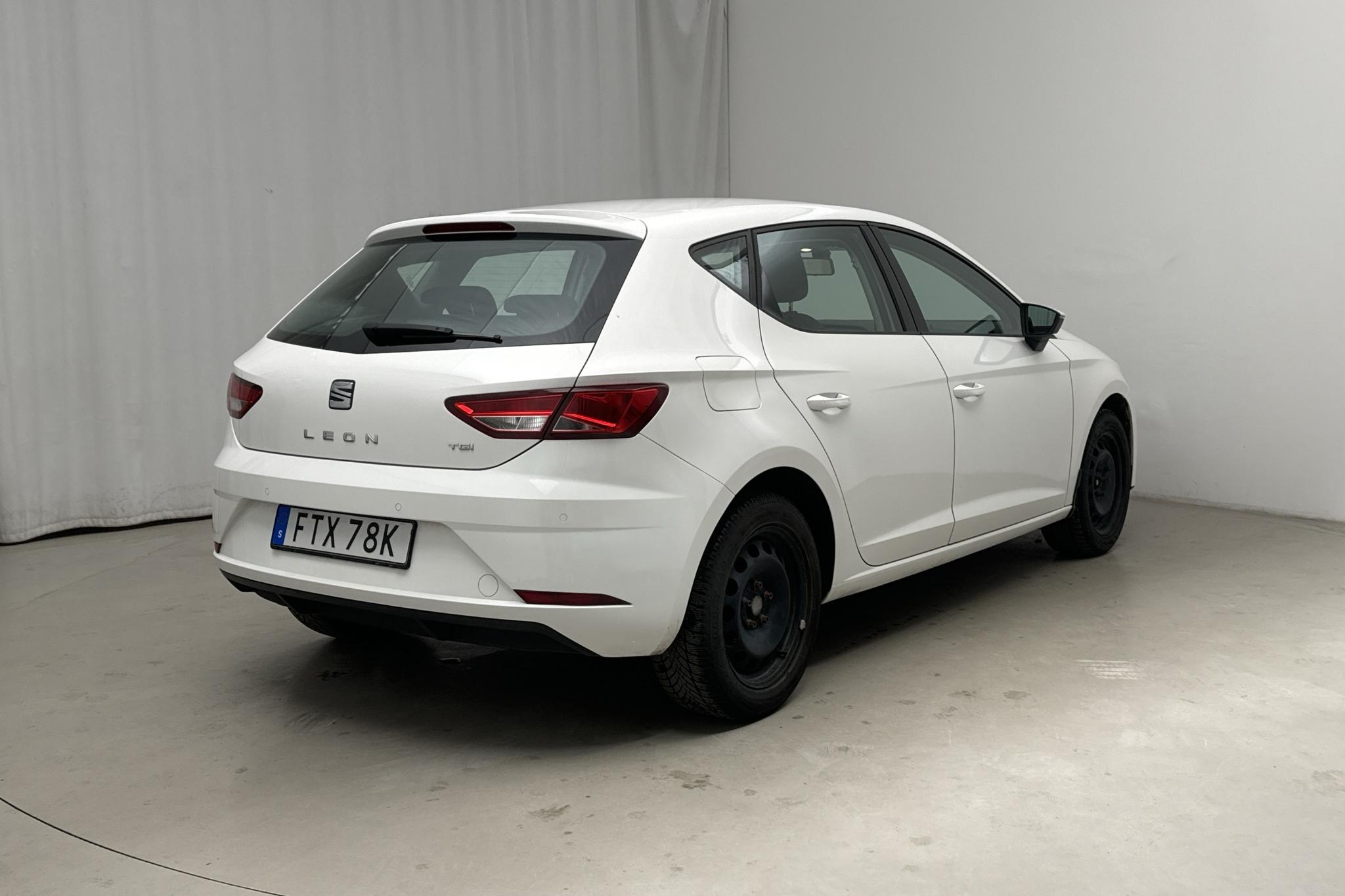 Seat Leon 1.5 TGI ST (130hk) - 99 760 km - Automaattinen - valkoinen - 2019