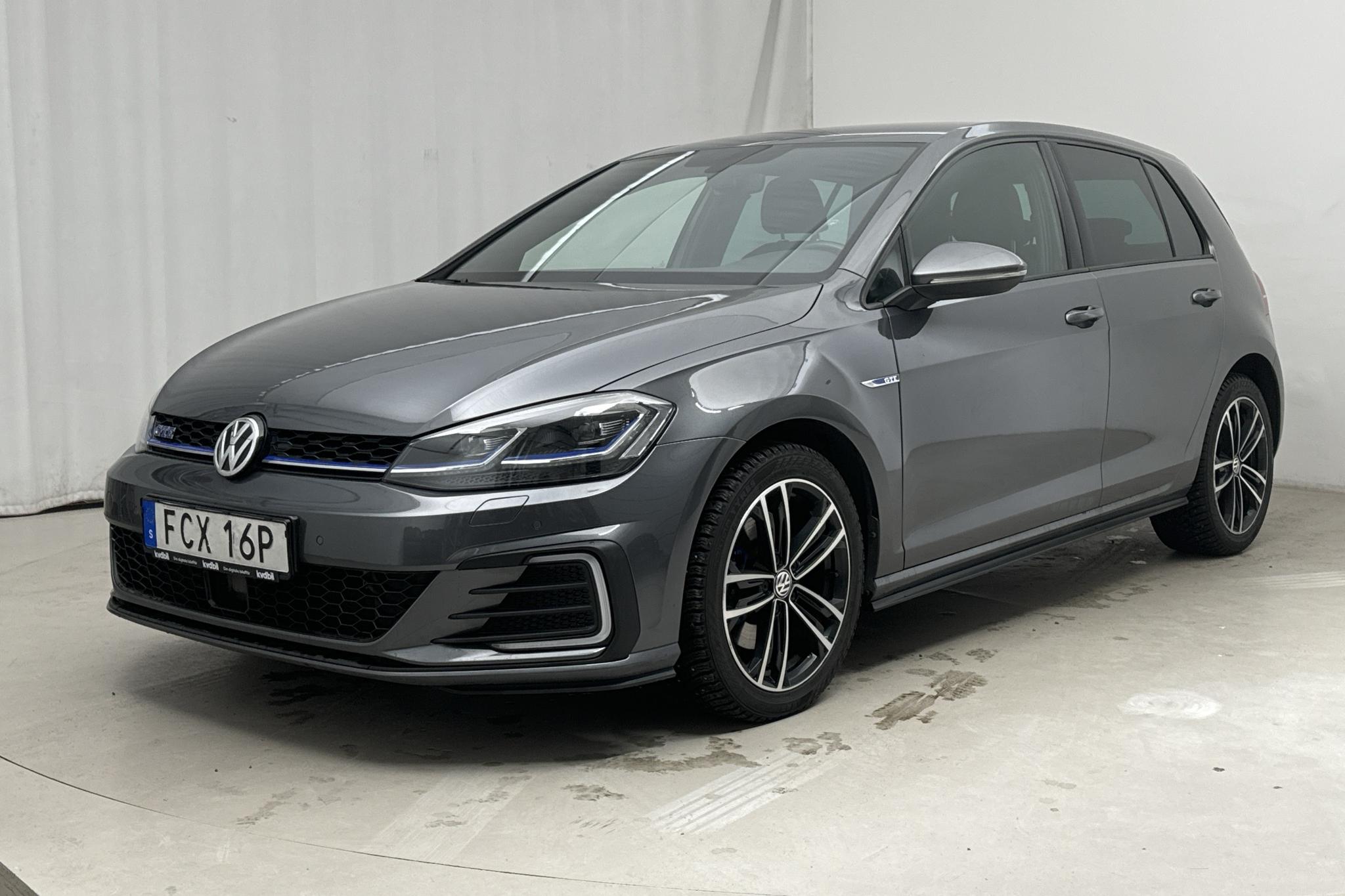 VW Golf VII GTE 5dr (204hk) - 15 432 mil - Automat - Dark Grey - 2020