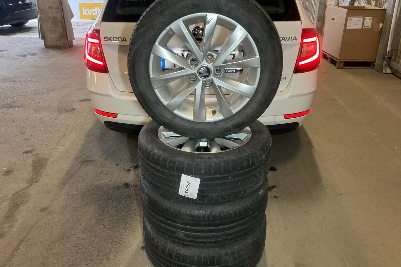 Skoda Octavia III 2.0 TDI Combi 4x4 (150hk) - 93 260 km - Automaattinen - valkoinen - 2019