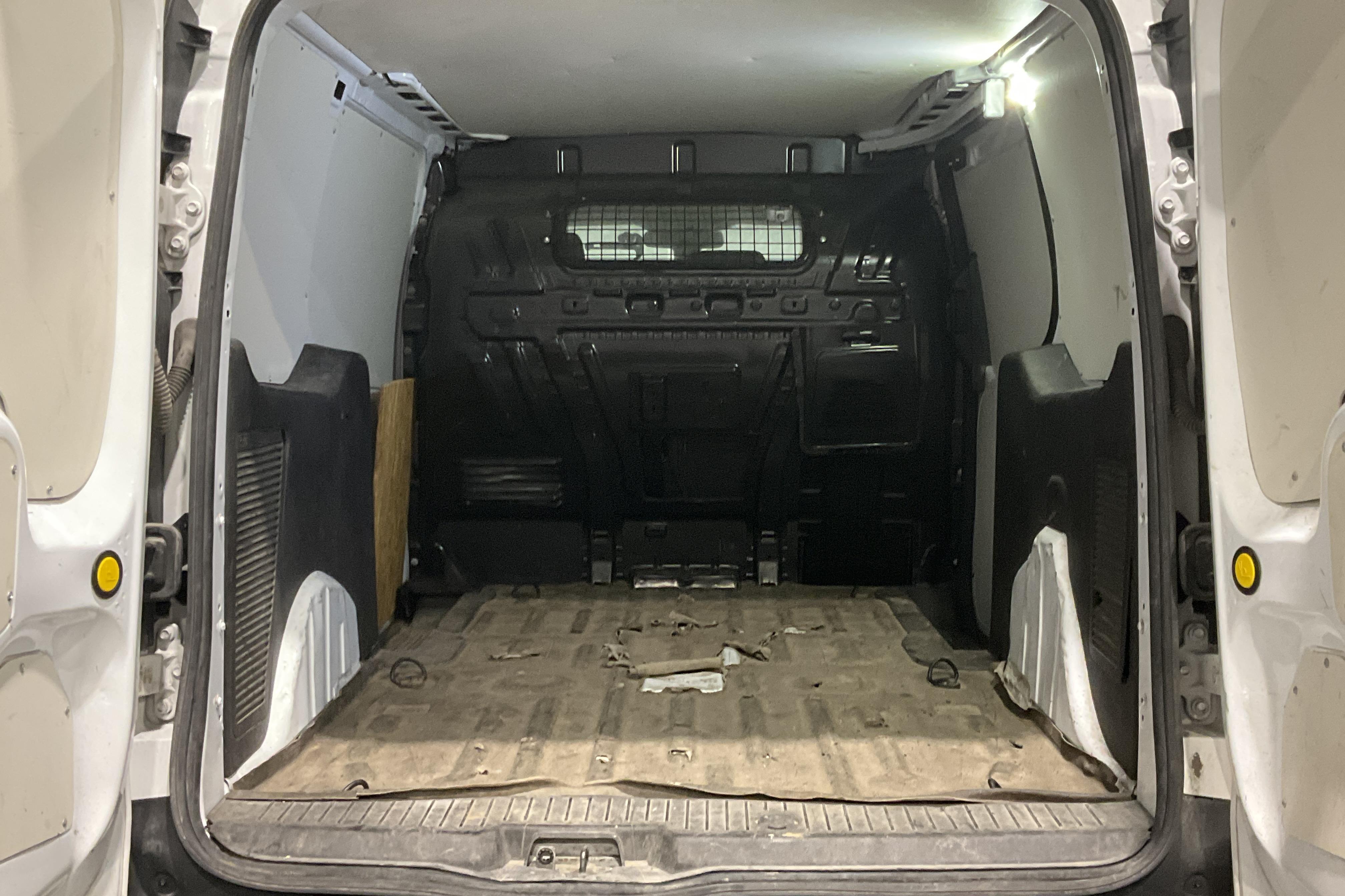 Ford Transit Connect 1.5 TDCi (120hk) - 154 660 km - Automatyczna - biały - 2018