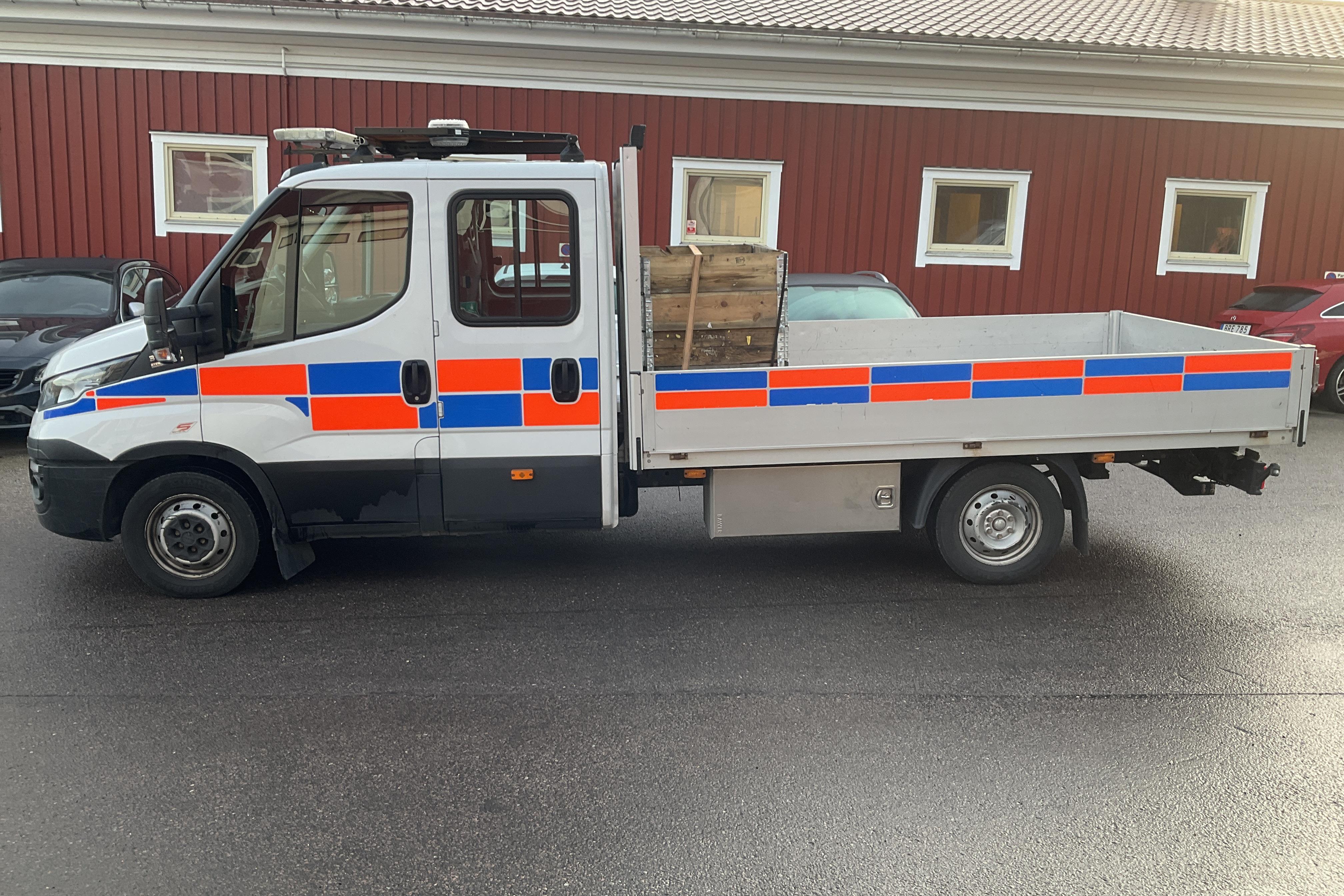 Iveco Daily 35 2.3 (156hk) - 145 220 km - Automatyczna - biały - 2017