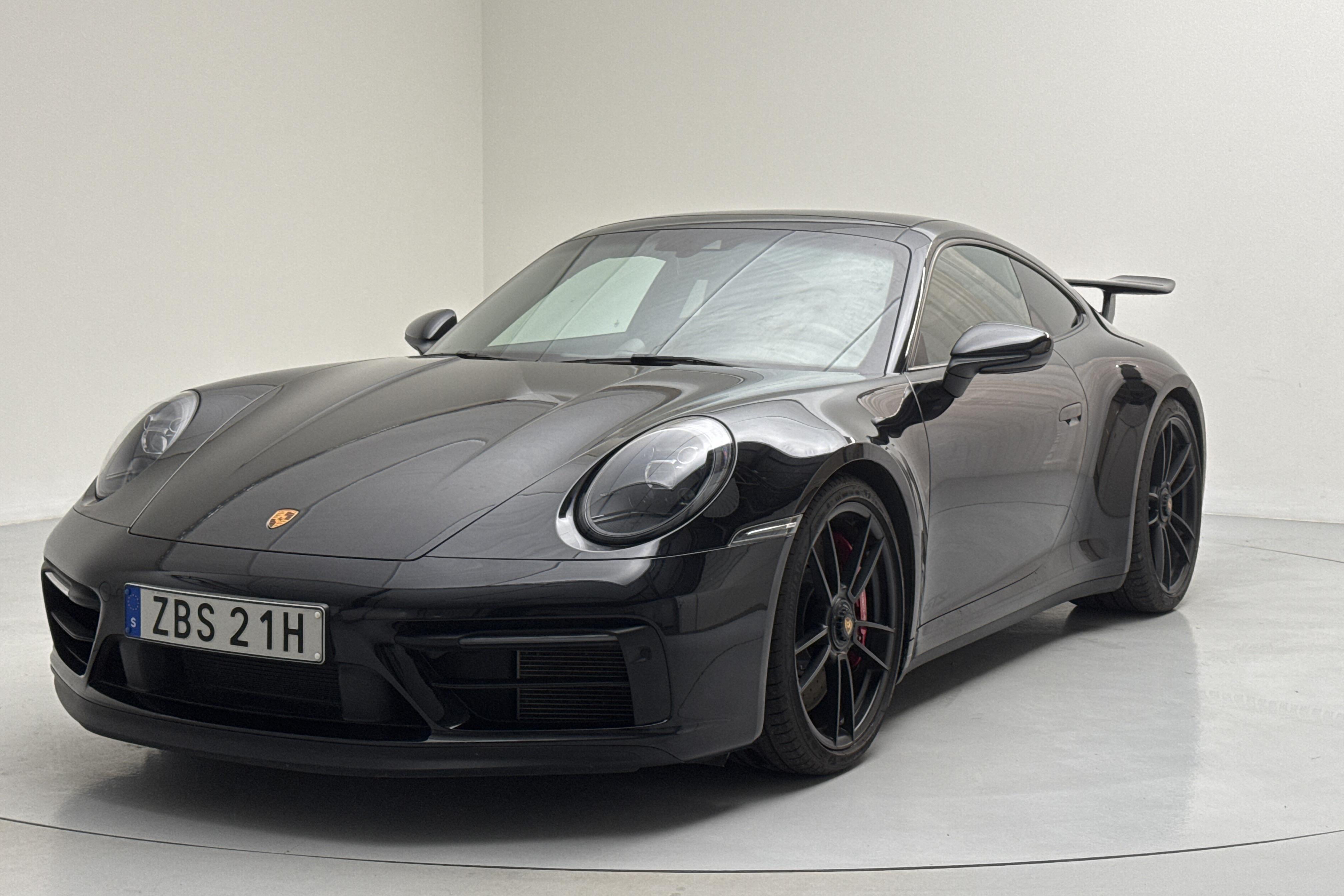 Porsche 911/992 Carrera GTS (480hk) - 3 464 mil - Automat - svart - 2022