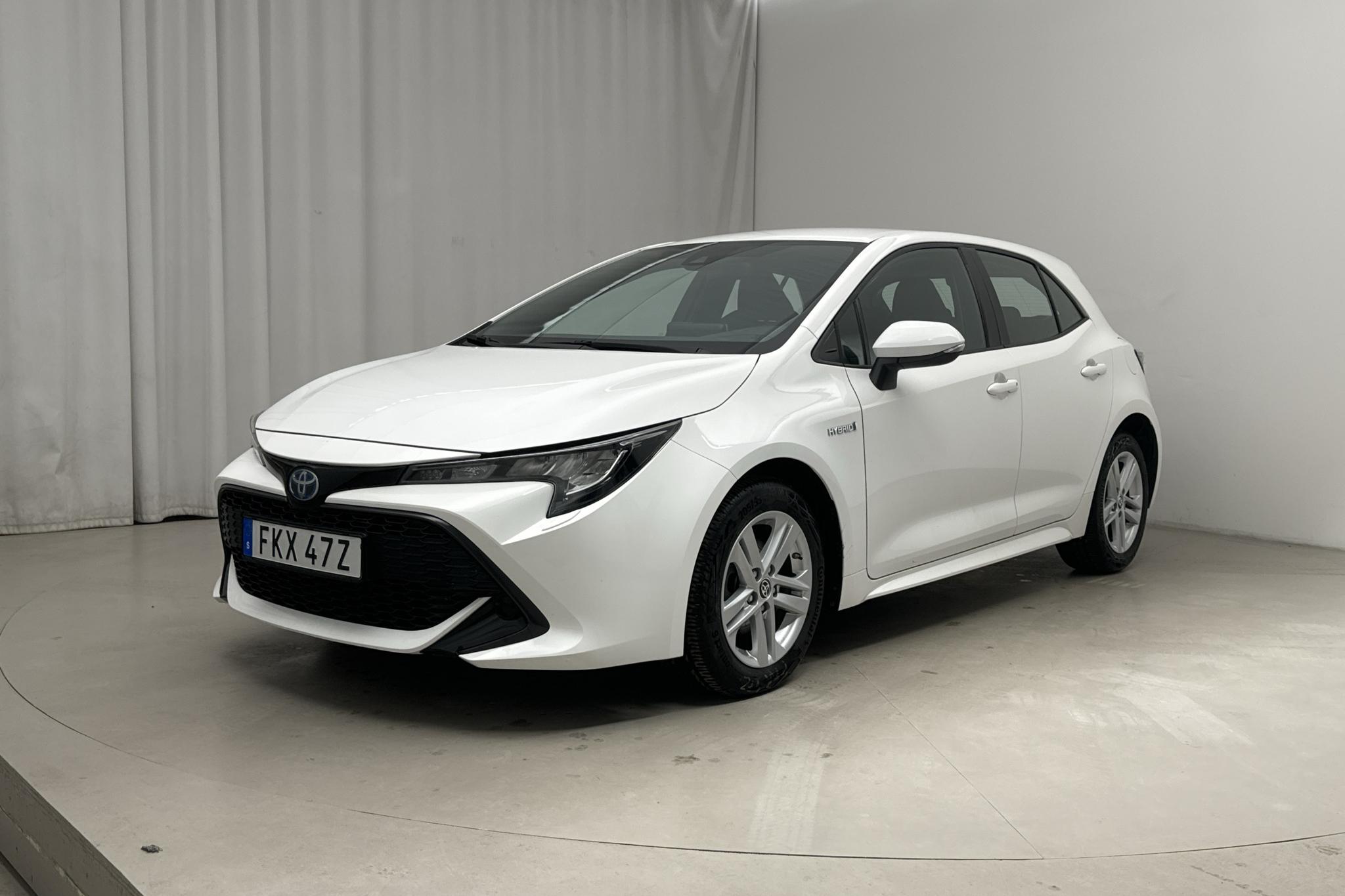 Toyota Corolla 1.8 Hybrid 5dr (122hk) - 3 504 mil - Automat - vit - 2022