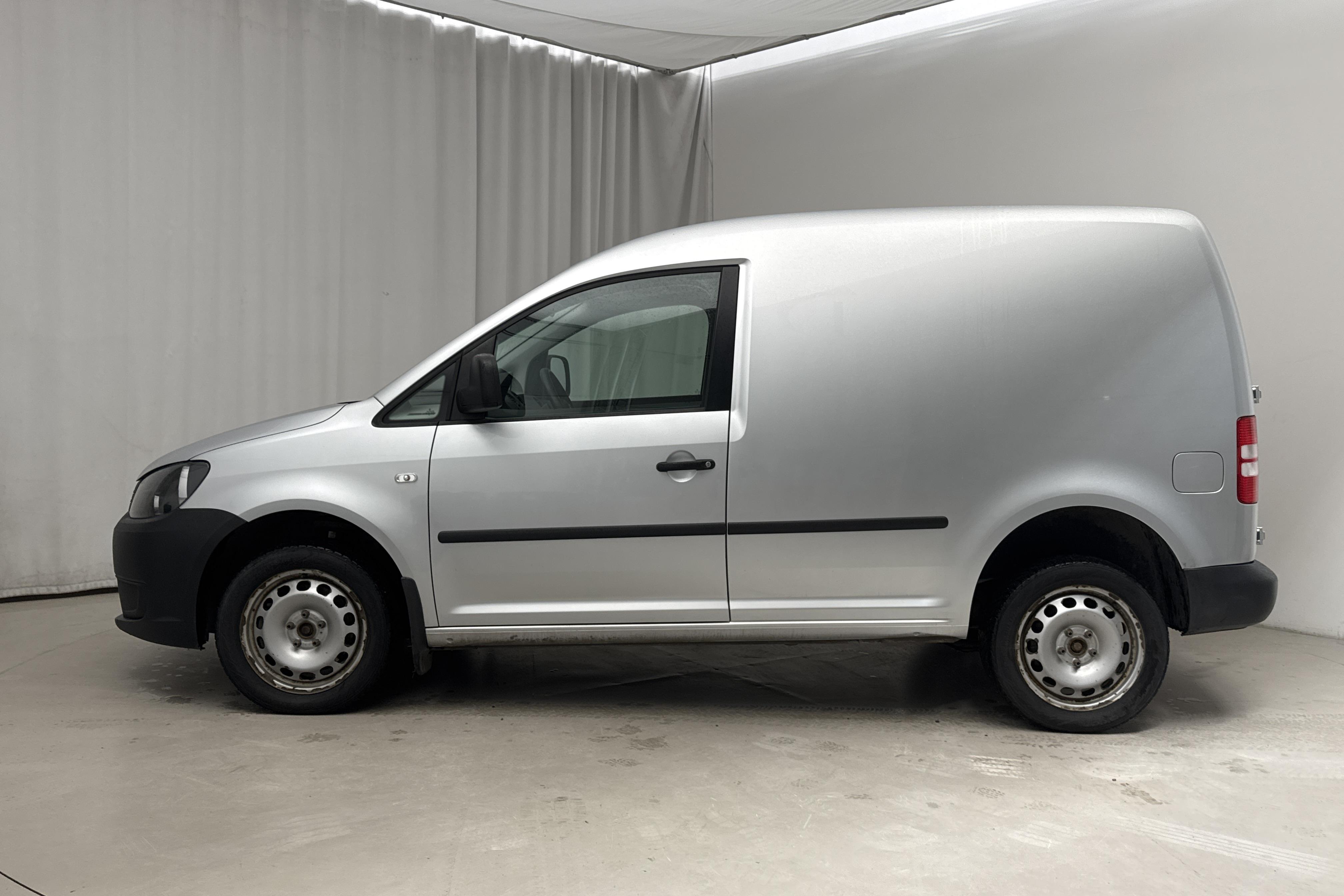 VW Caddy 2.0 TDI Skåp 4-motion (140hk) - 11 276 mil - Automat - silver - 2014