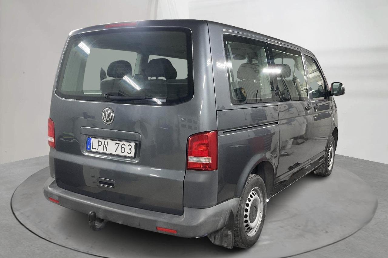 VW Caravelle 2.0 TDI (102hk) - 169 450 km - Manualna - Dark Grey - 2011