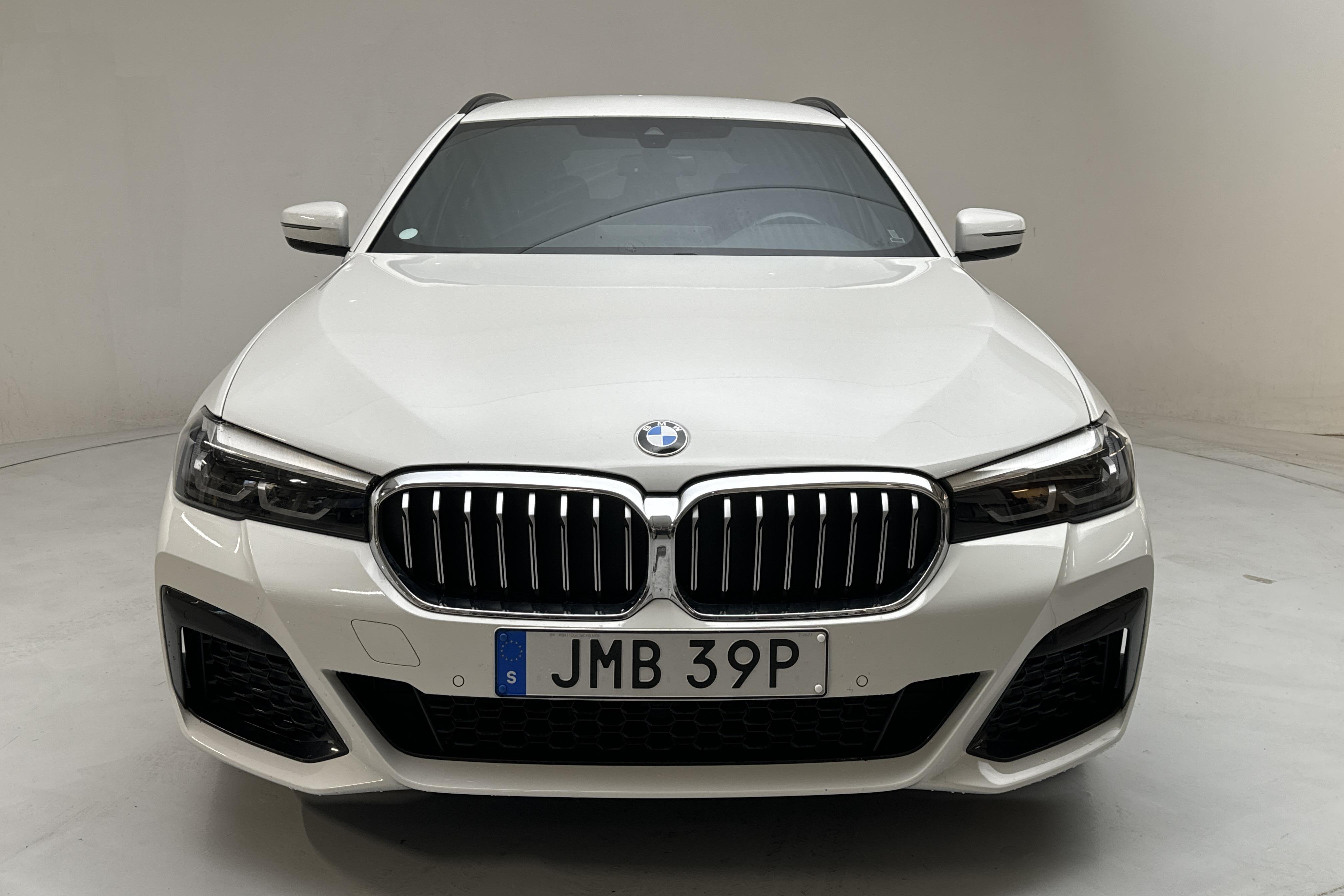 BMW 530e Touring, G31 12kWh LCI (292hk) - 65 840 km - Automatic - white - 2021