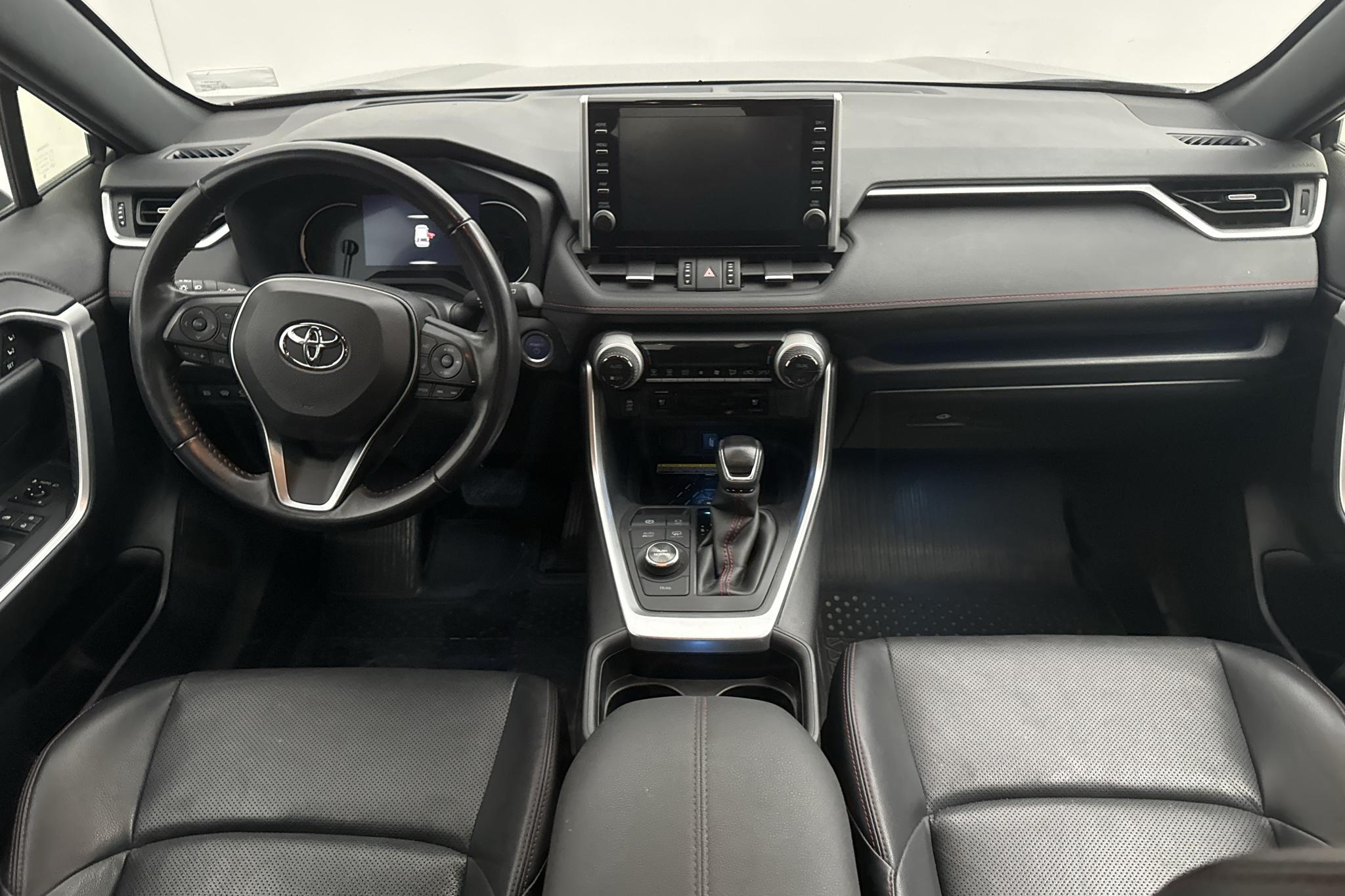 Toyota RAV4 2.5 Plug-in Hybrid AWD (306hk) - 9 921 mil - Automat - grå - 2021