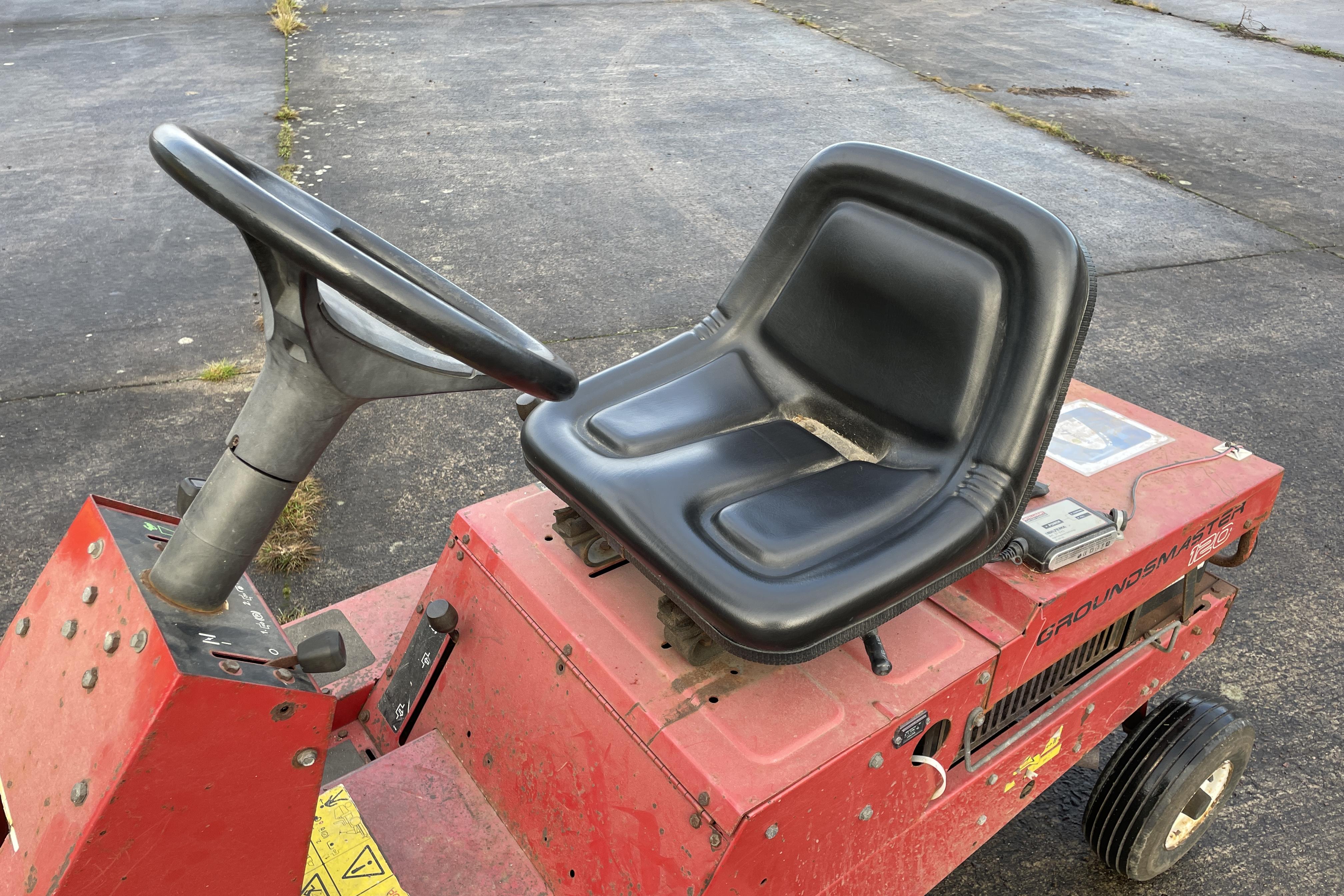 Toro 120 Groundsmaster - 