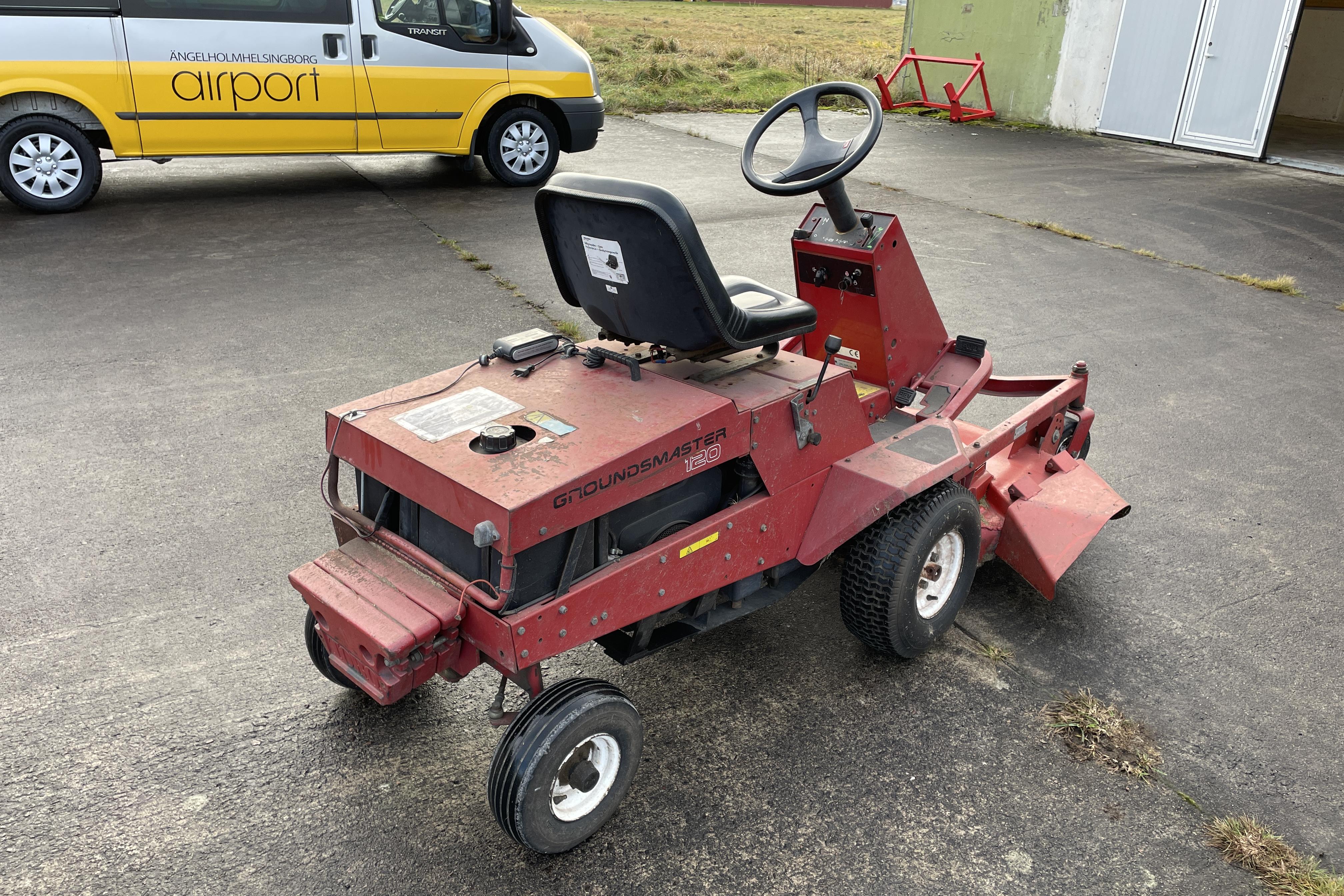 Toro 120 Groundsmaster - 