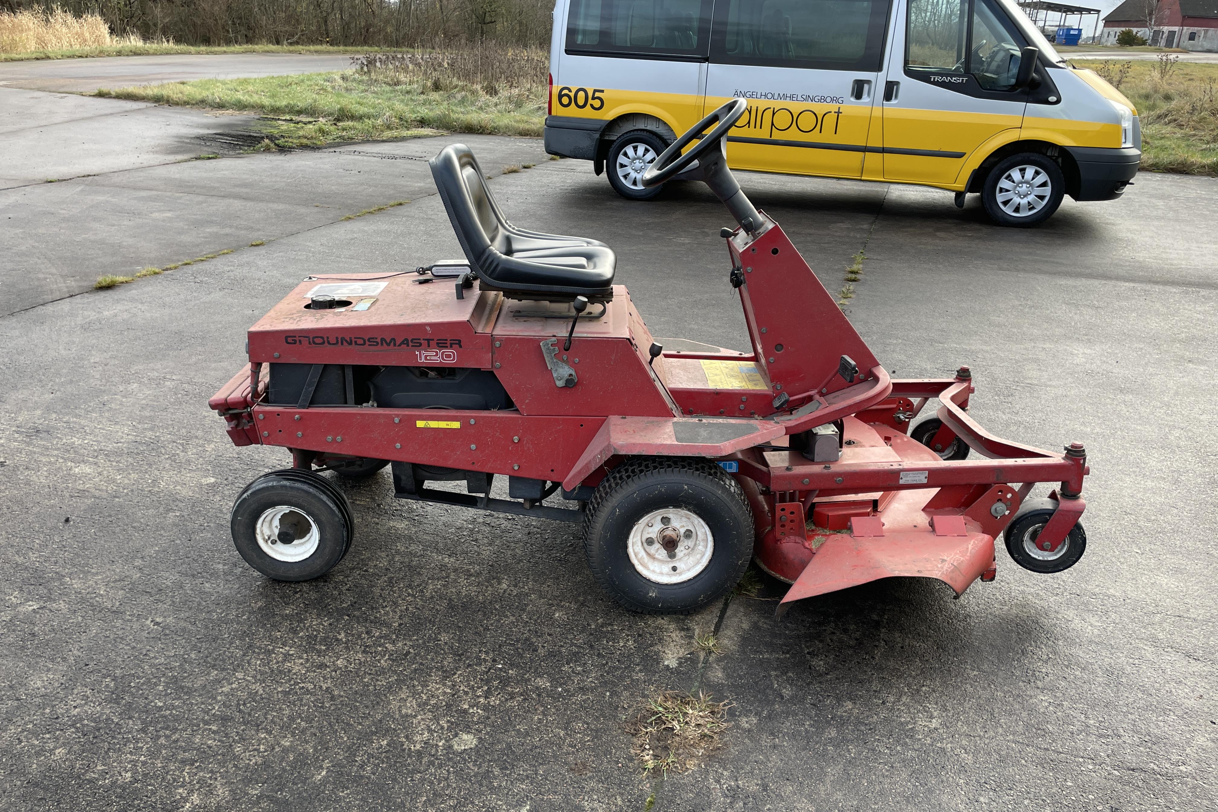 Toro 120 Groundsmaster - 