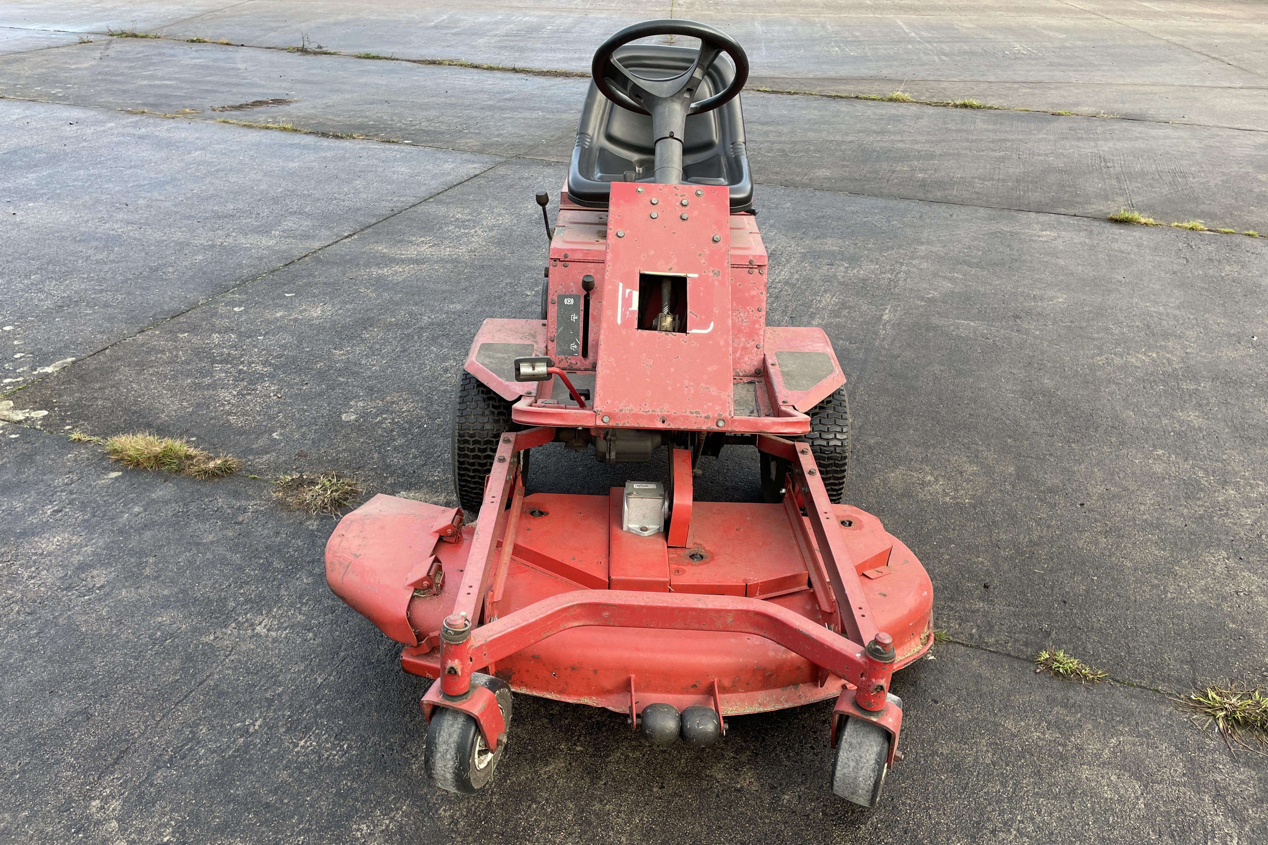 Toro 120 Groundsmaster - 