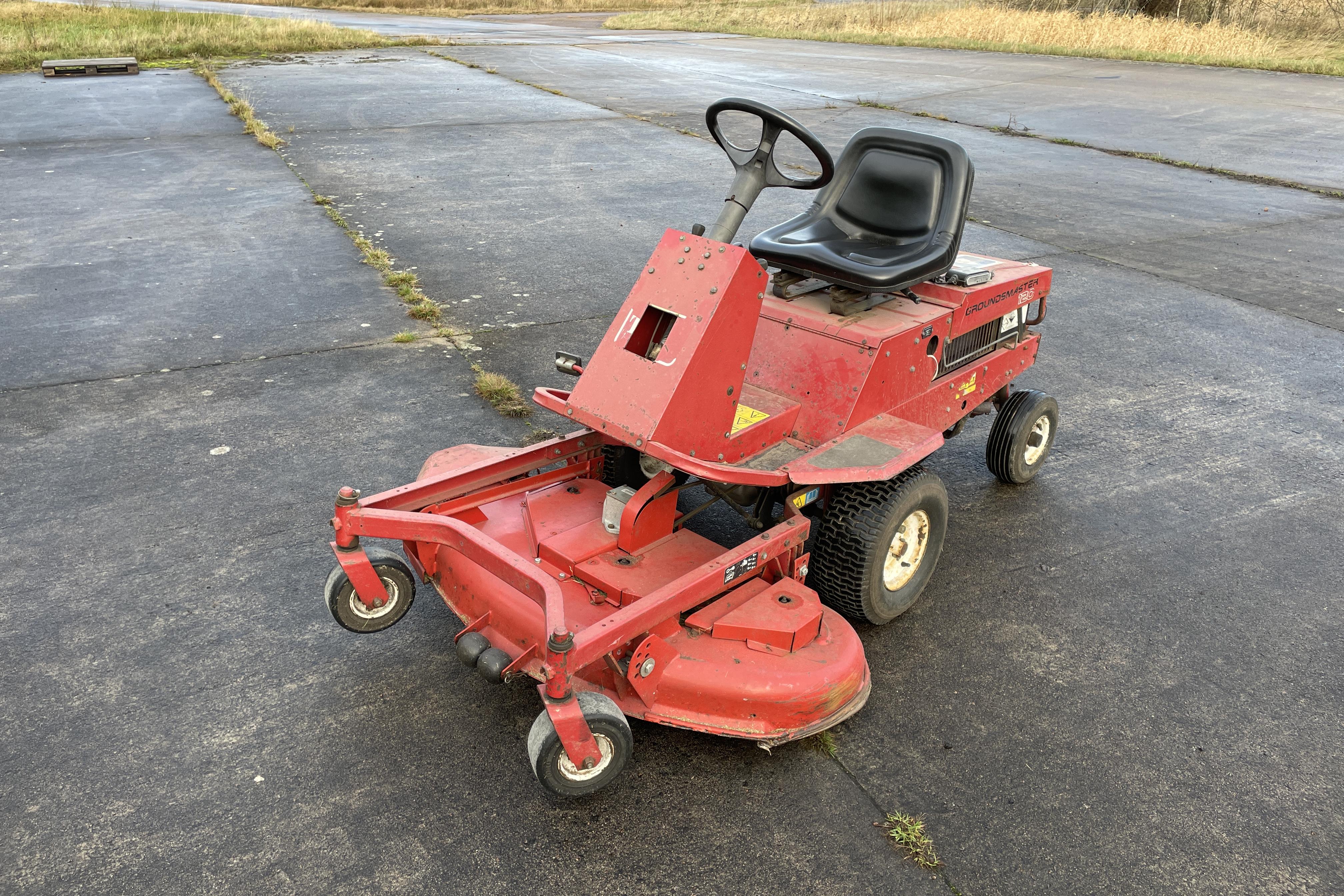 Toro 120 Groundsmaster - 