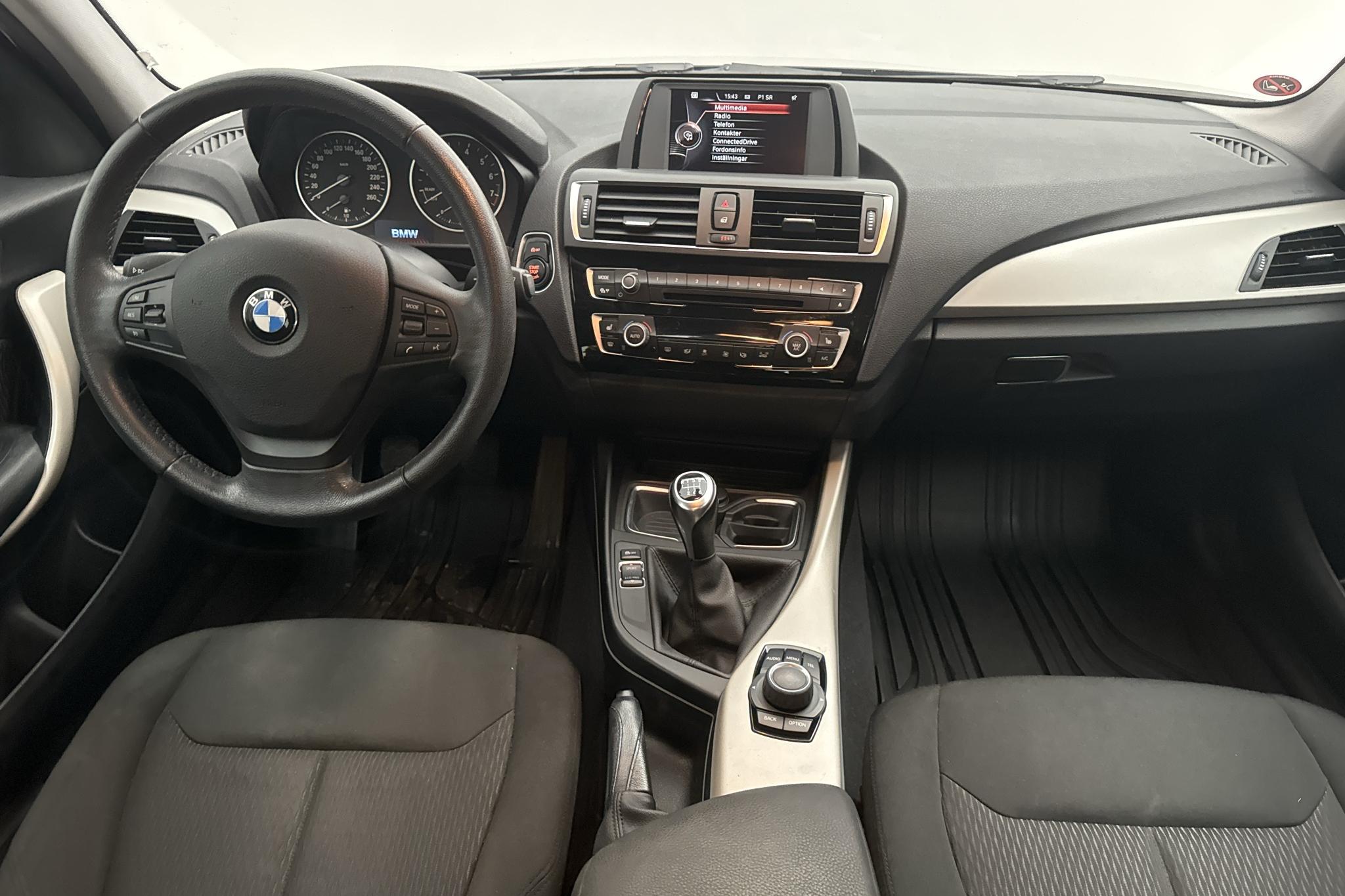 BMW 118i 5dr, F20 (136hk) - 91 730 km - Manual - black - 2016