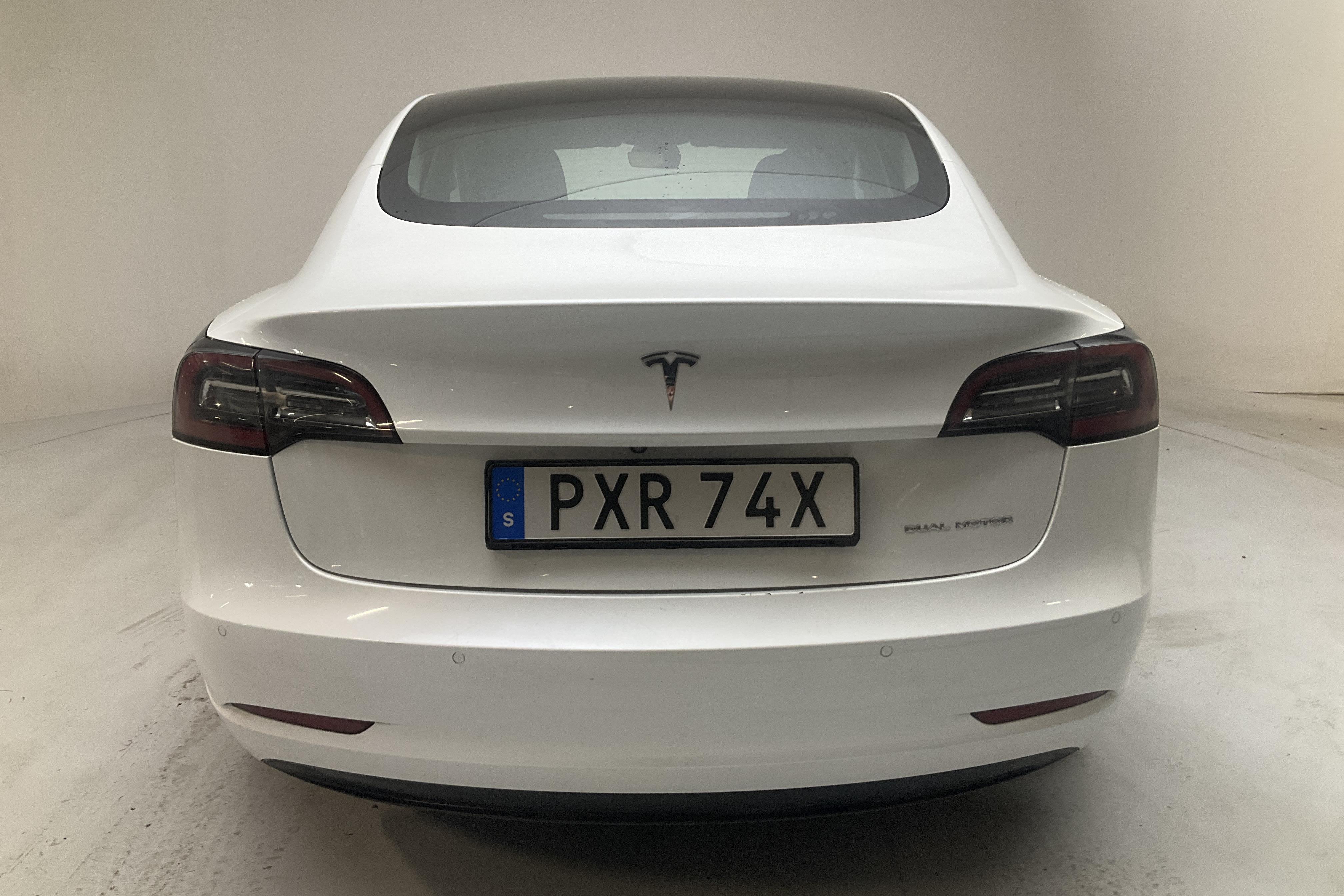 Tesla Model 3 Long Range Dual Motor AWD - 70 170 km - Automatic - white - 2021