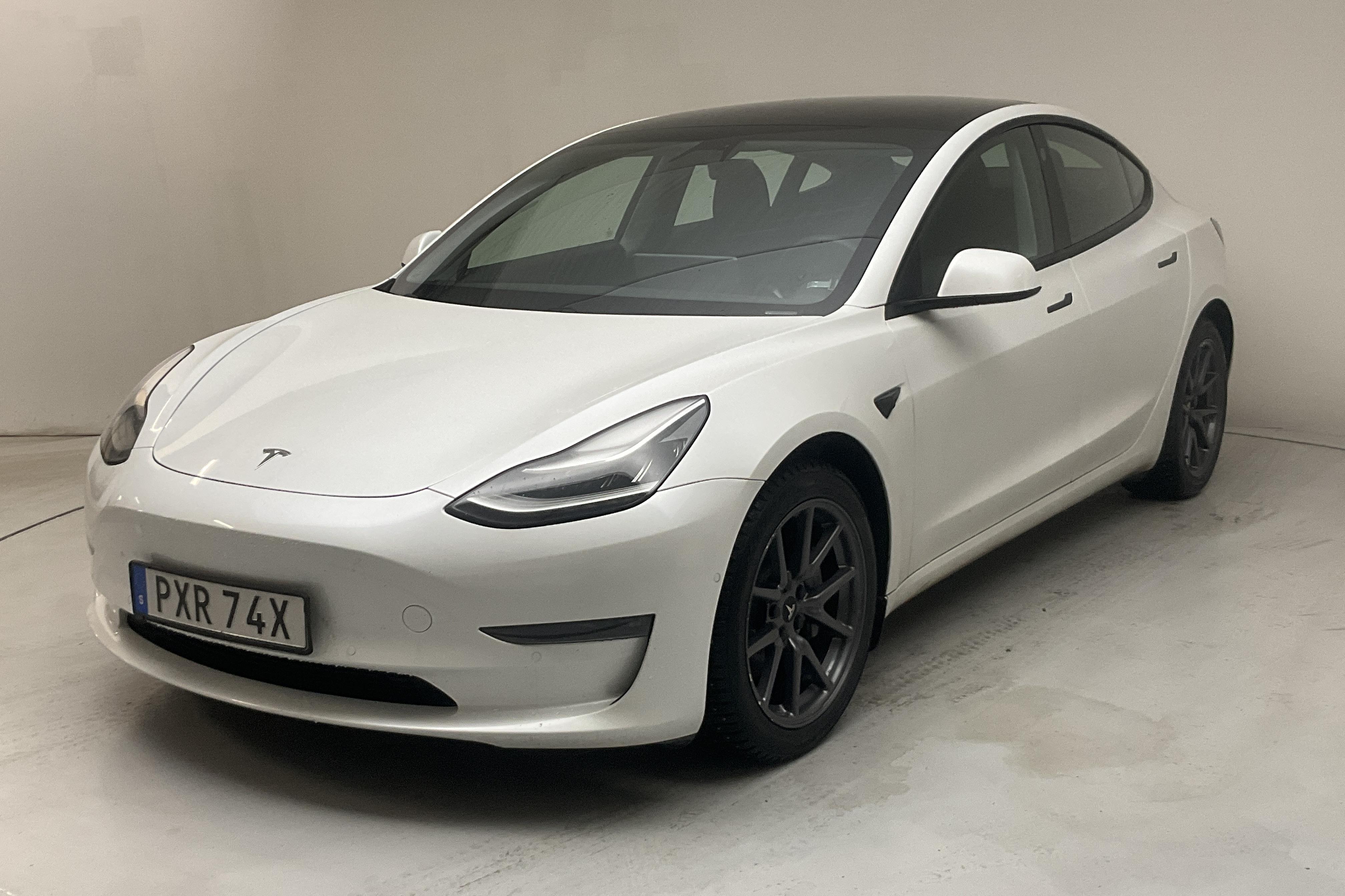 Tesla Model 3 Long Range Dual Motor AWD - 70 170 km - Automatic - white - 2021