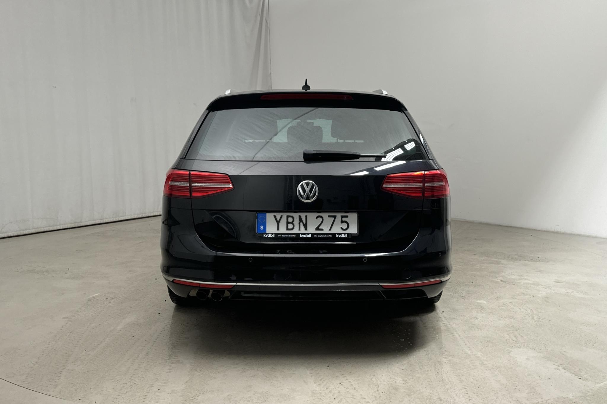 VW Passat 2.0 TDI Sportscombi 4MOTION (190hk) - 13 521 mil - Automat - svart - 2016