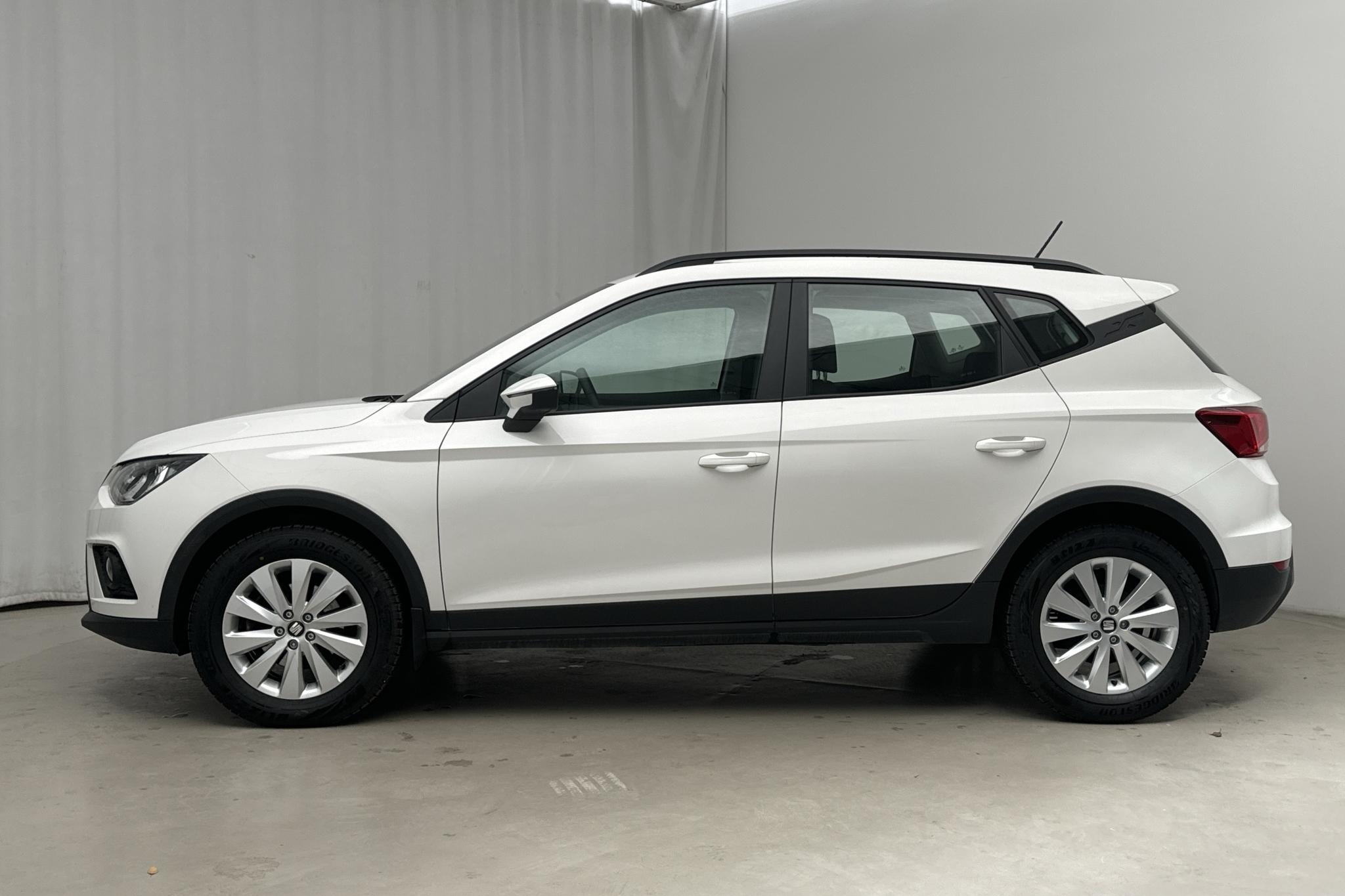 Seat Arona 1.0 TSI 5dr (95hk) - 41 130 km - Käsitsi - valge - 2020