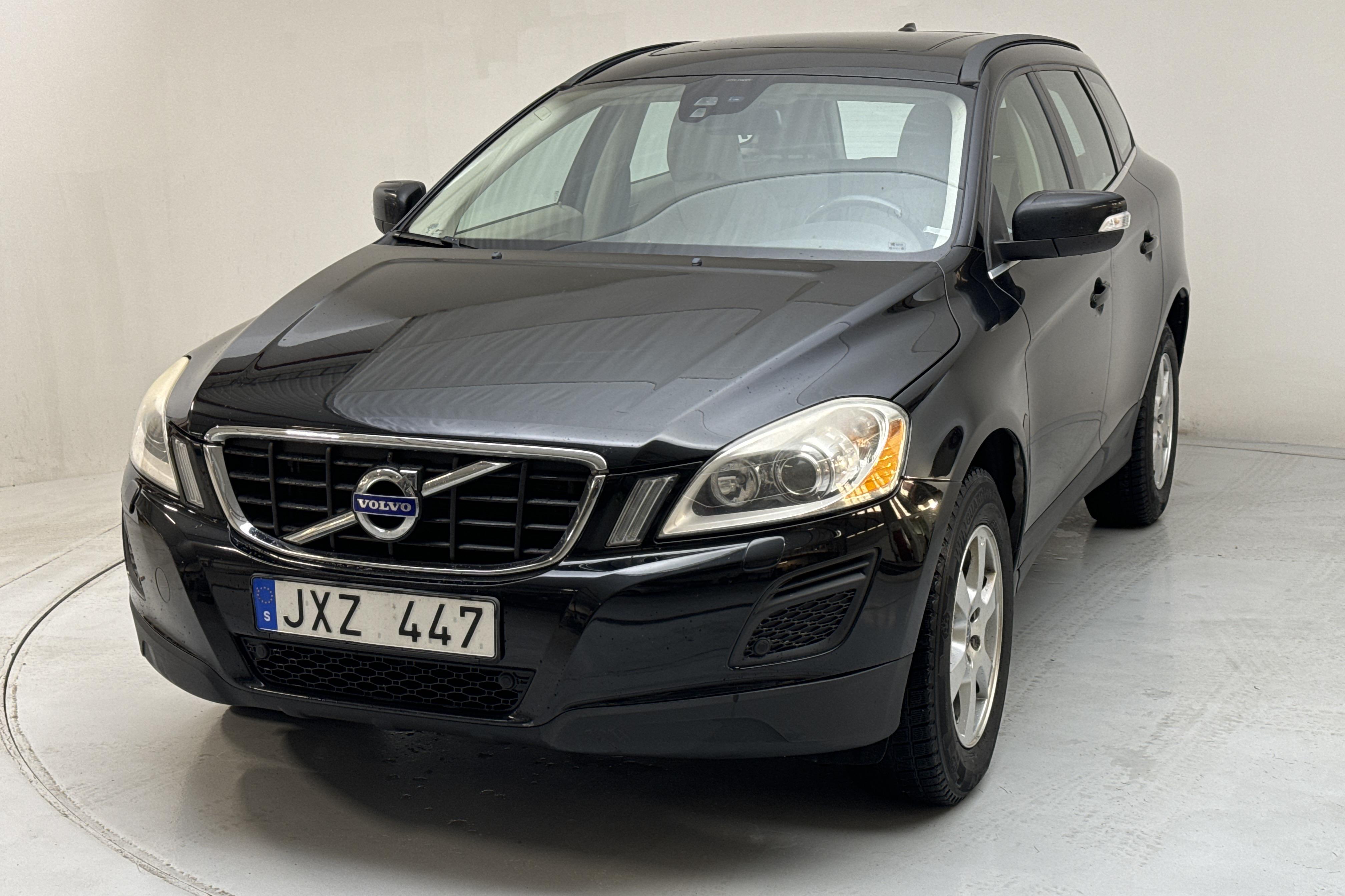 Volvo XC60 D3 2WD (163hk) - 226 900 km - Automatic - black - 2012