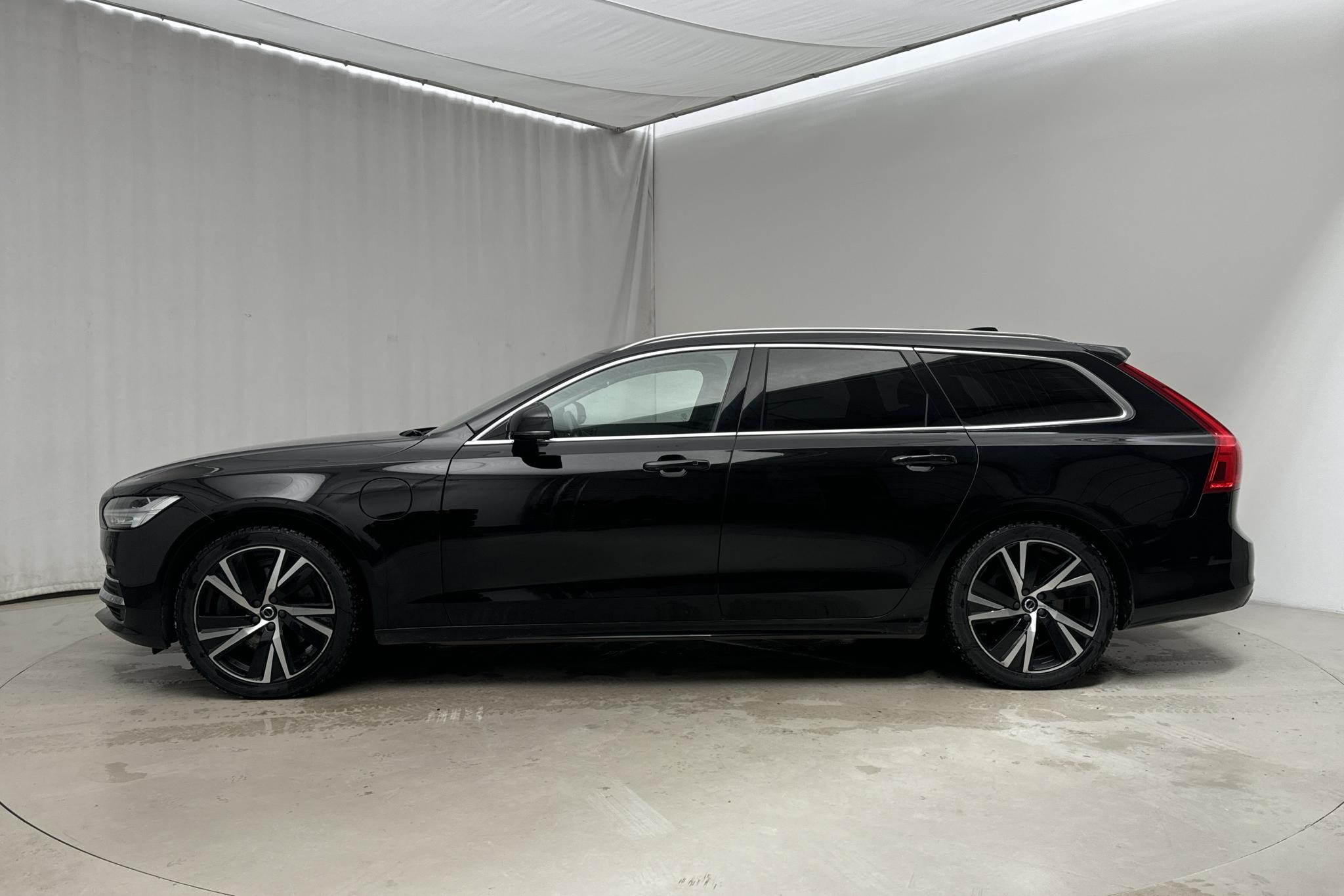 Volvo V90 T8 AWD Twin Engine (390hk) - 13 807 mil - Automat - svart - 2019